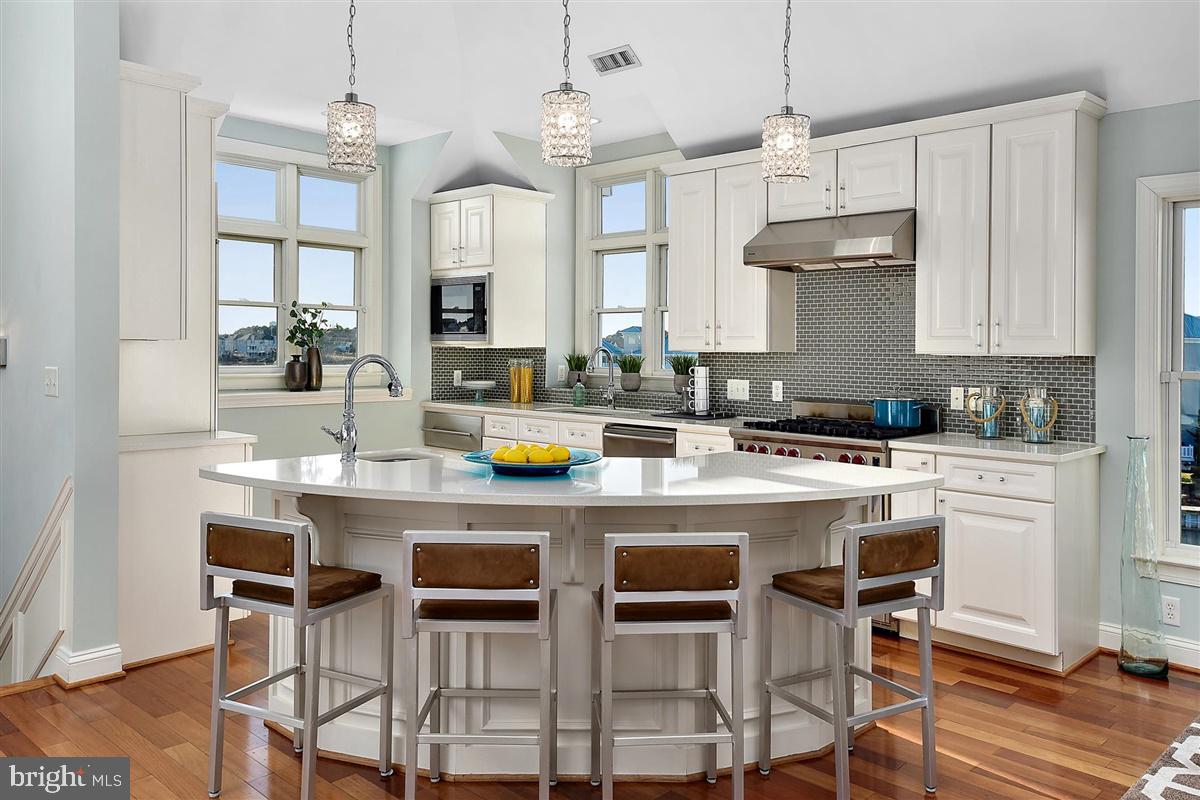 ESTATES AT INLET ISLE - Residential