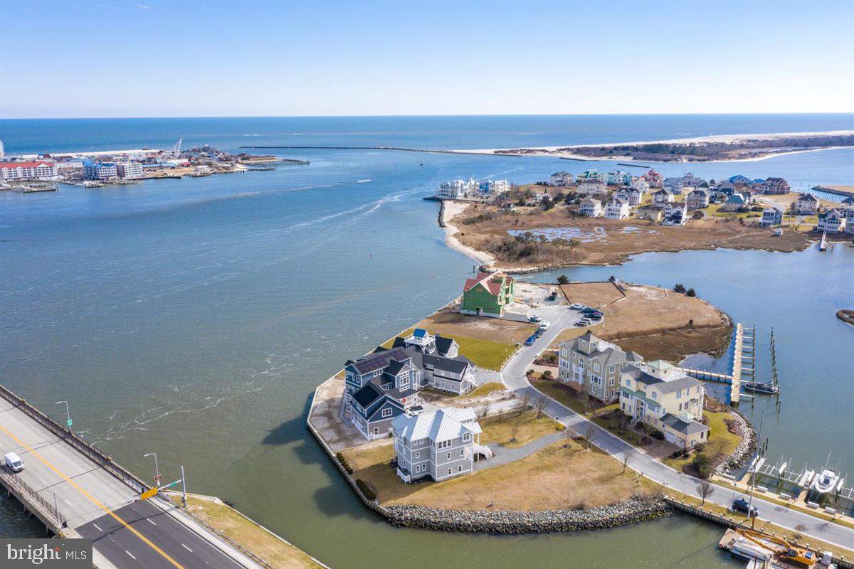 ESTATES AT INLET ISLE - Residential