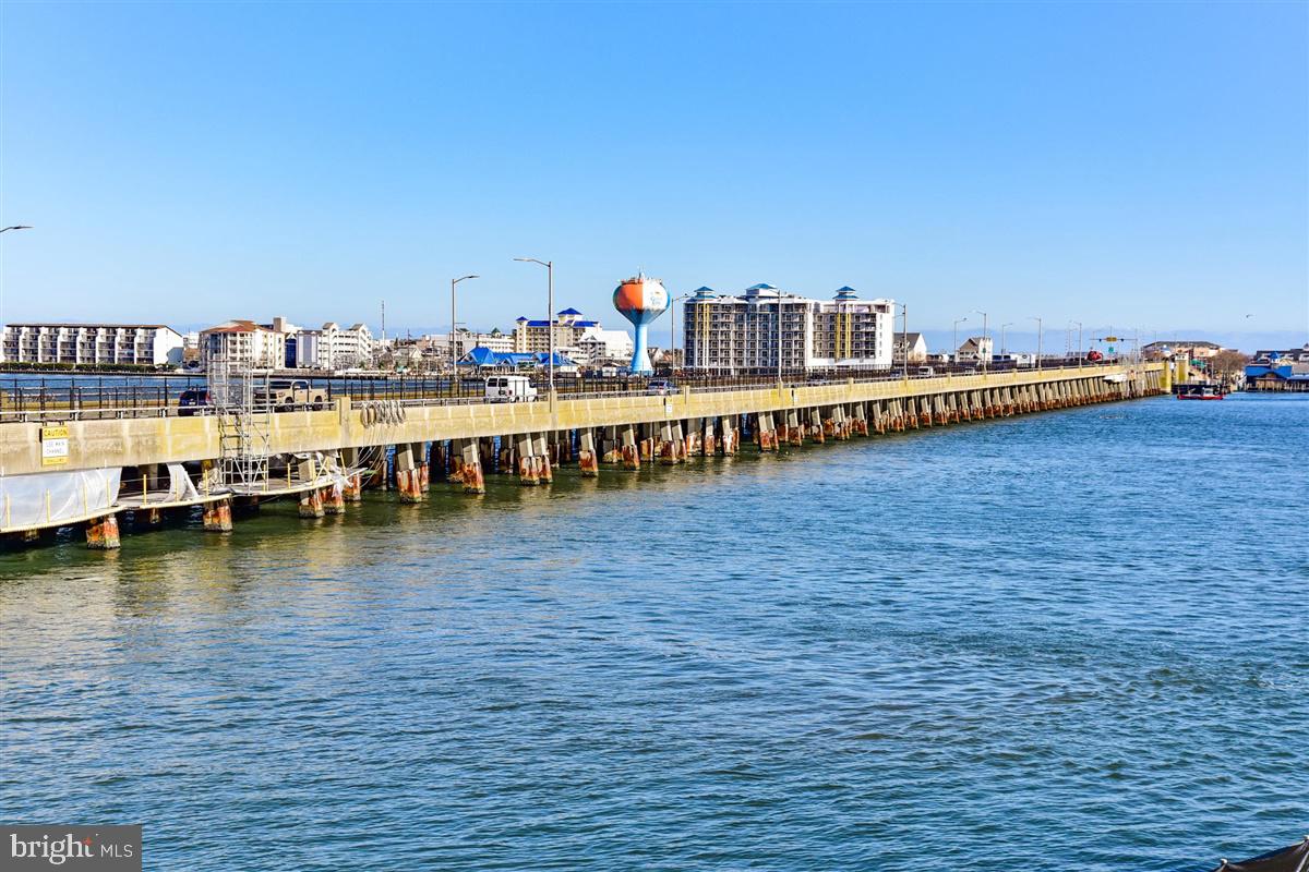 ESTATES AT INLET ISLE - Residential