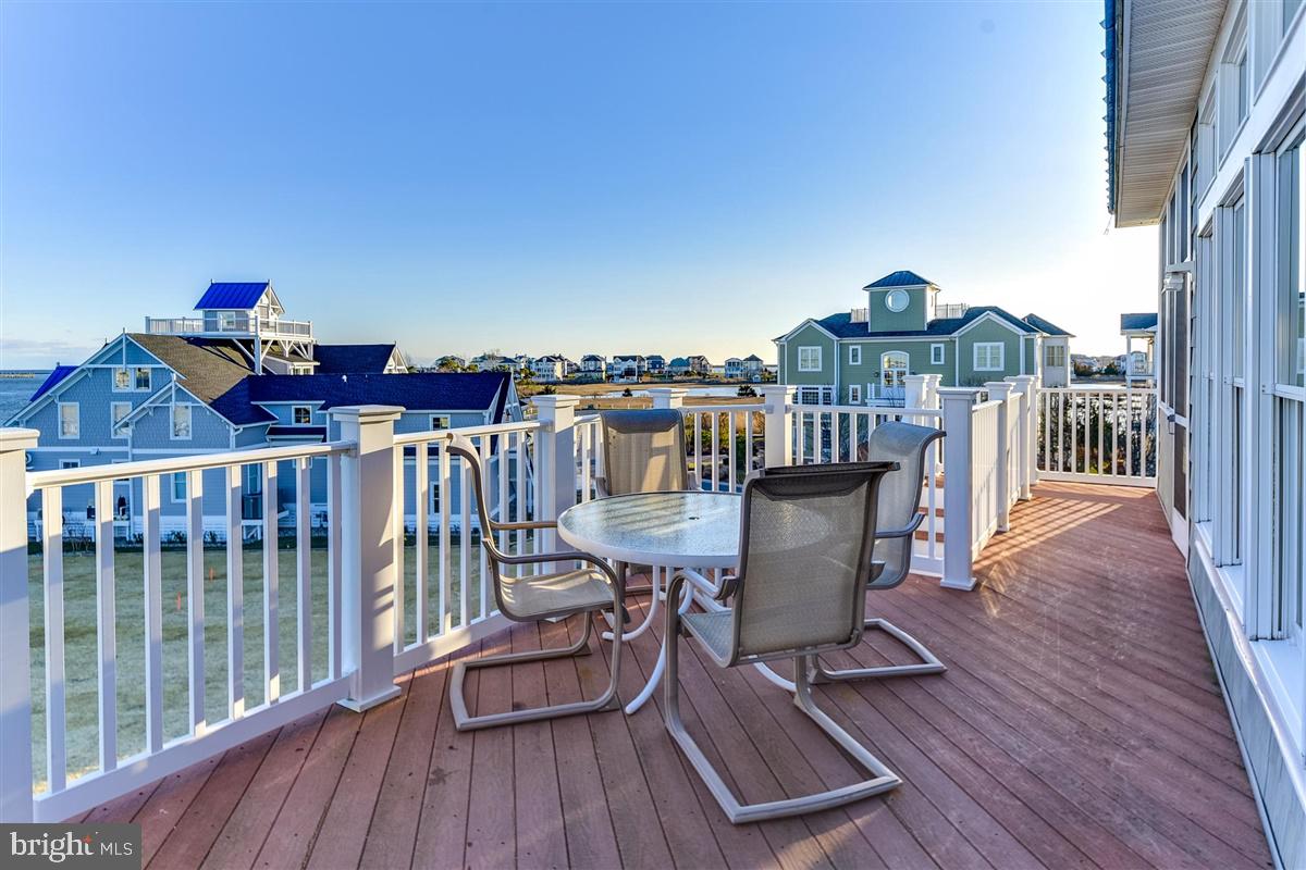 ESTATES AT INLET ISLE - Residential