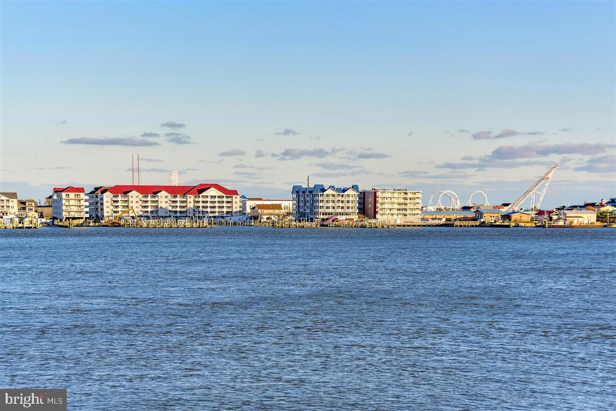 ESTATES AT INLET ISLE - Residential