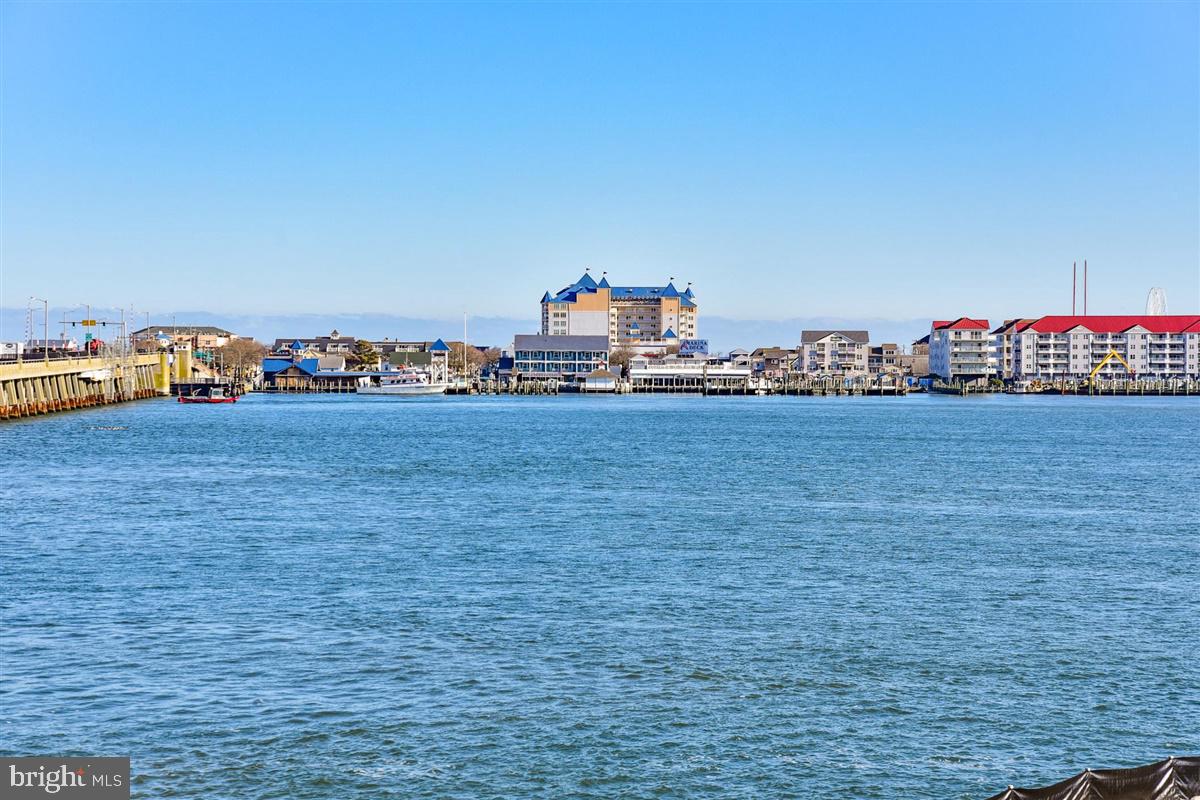 ESTATES AT INLET ISLE - Residential