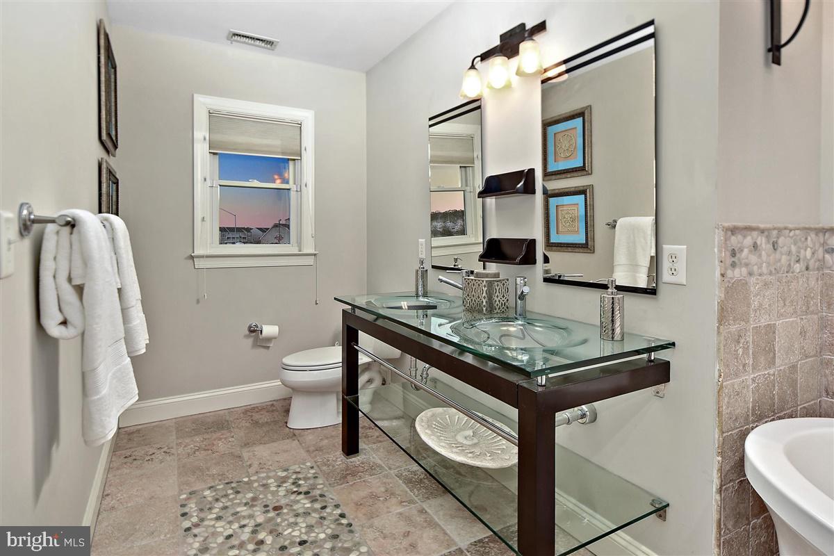 ESTATES AT INLET ISLE - Residential