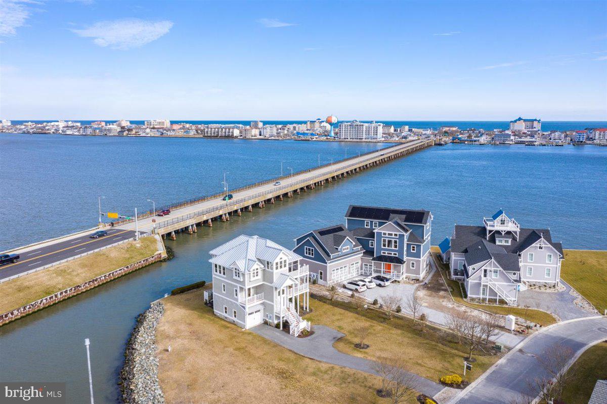 ESTATES AT INLET ISLE - Residential