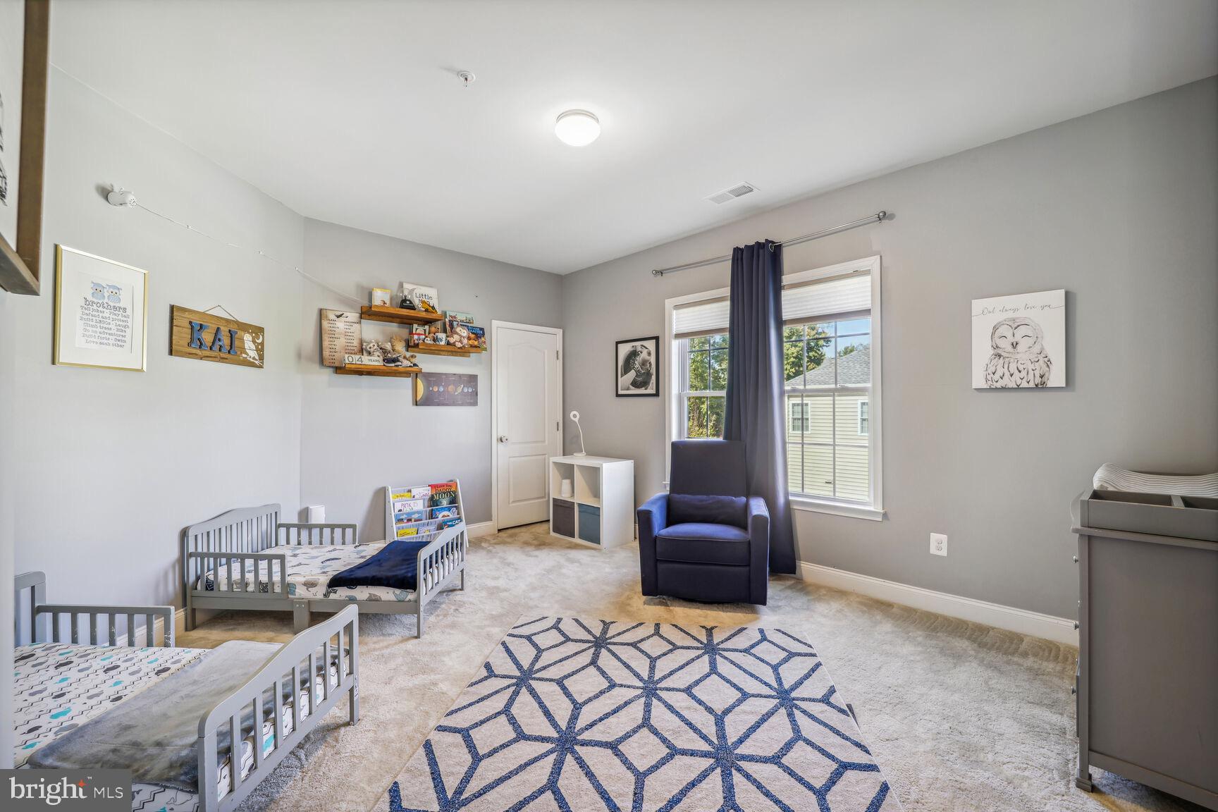 MARLBORO RIDGE - Residential