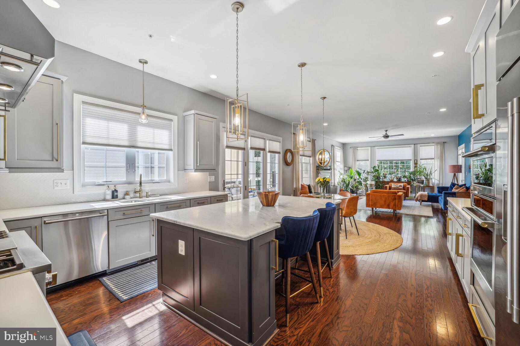 MARLBORO RIDGE - Residential