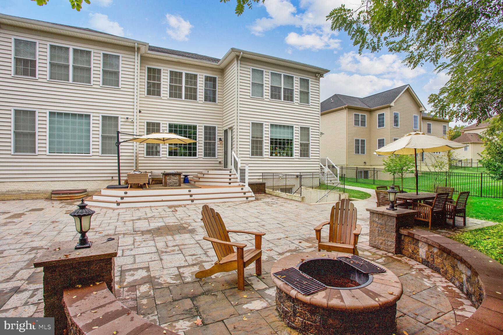 MARLBORO RIDGE - Residential