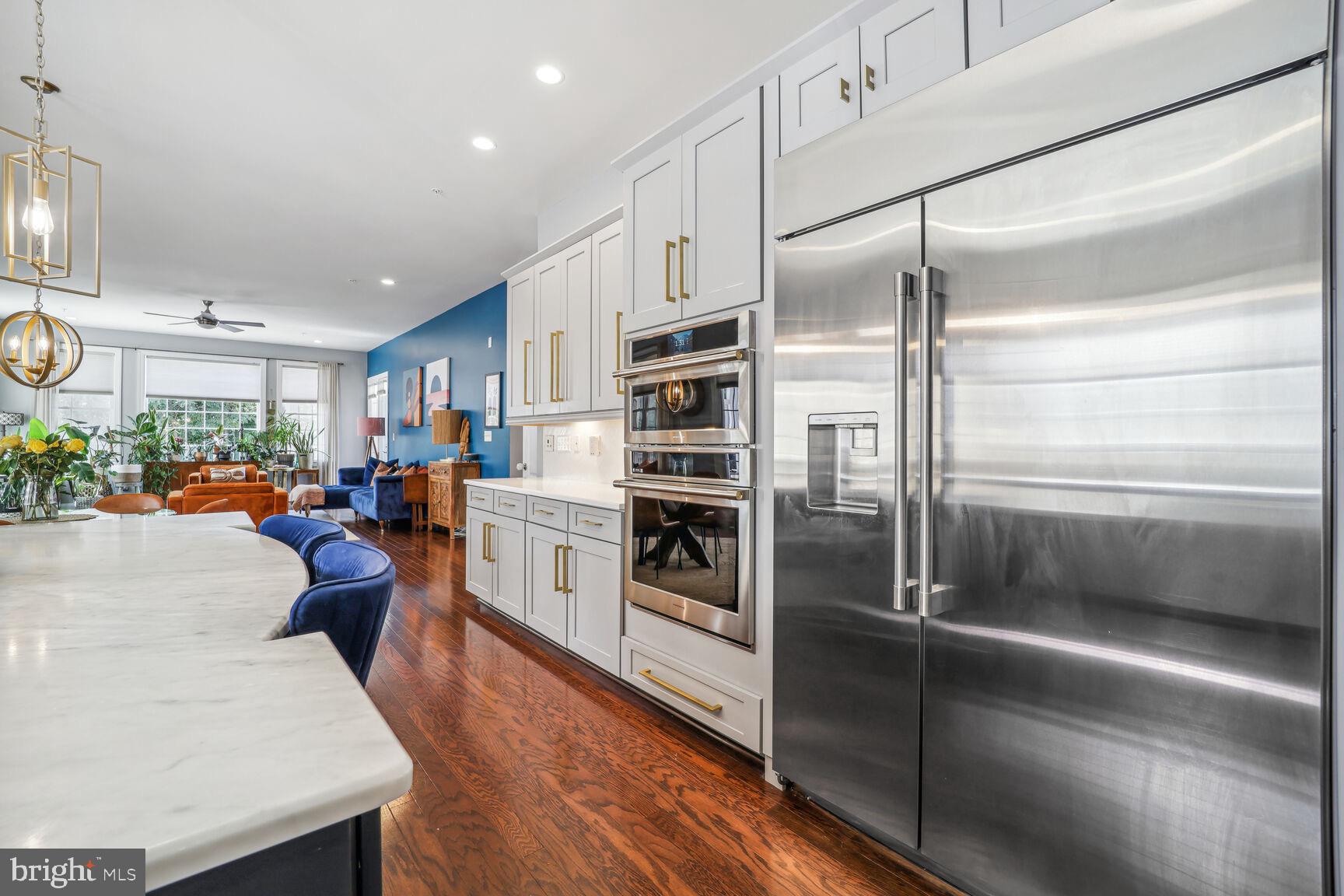 MARLBORO RIDGE - Residential