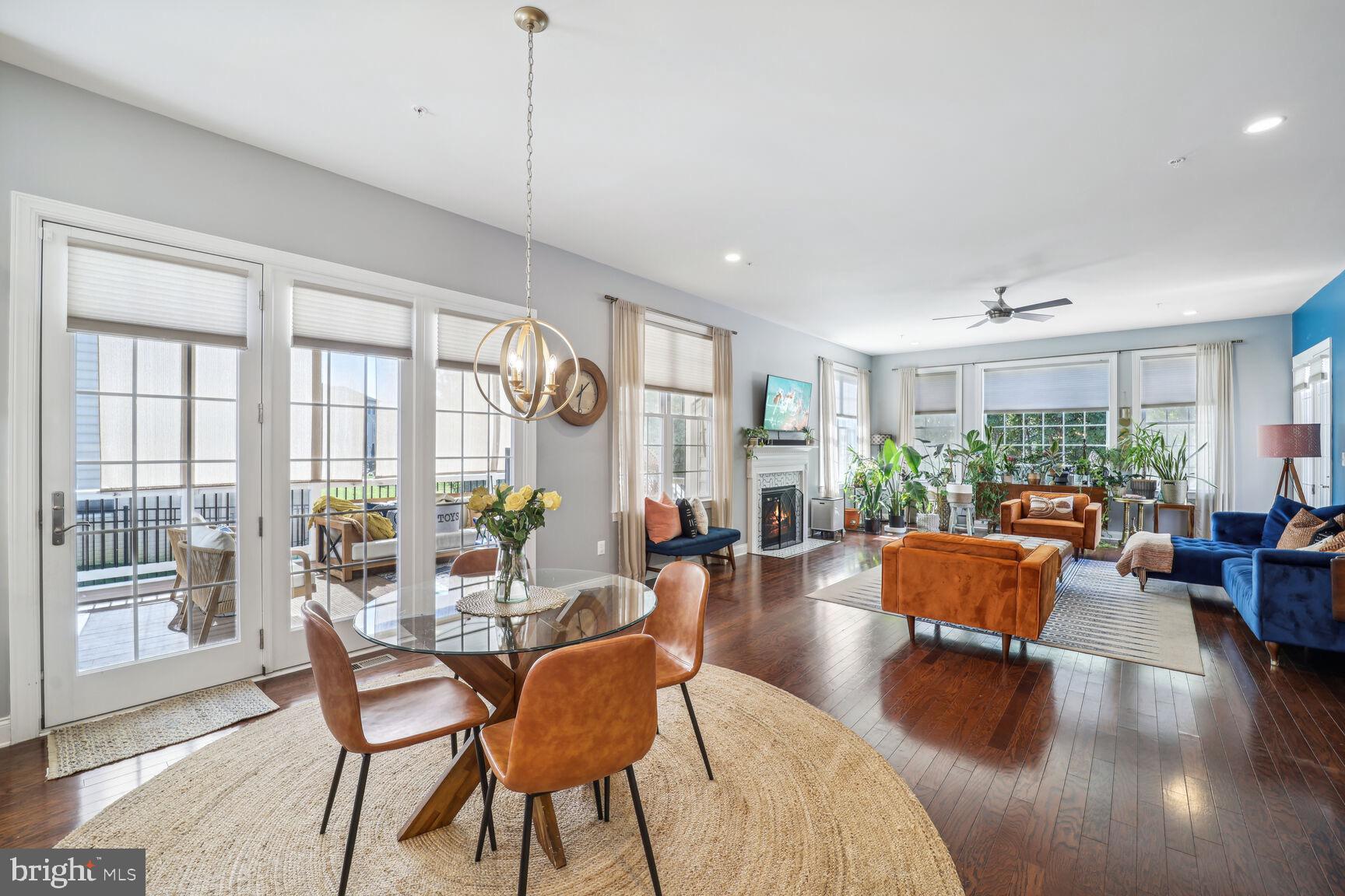 MARLBORO RIDGE - Residential