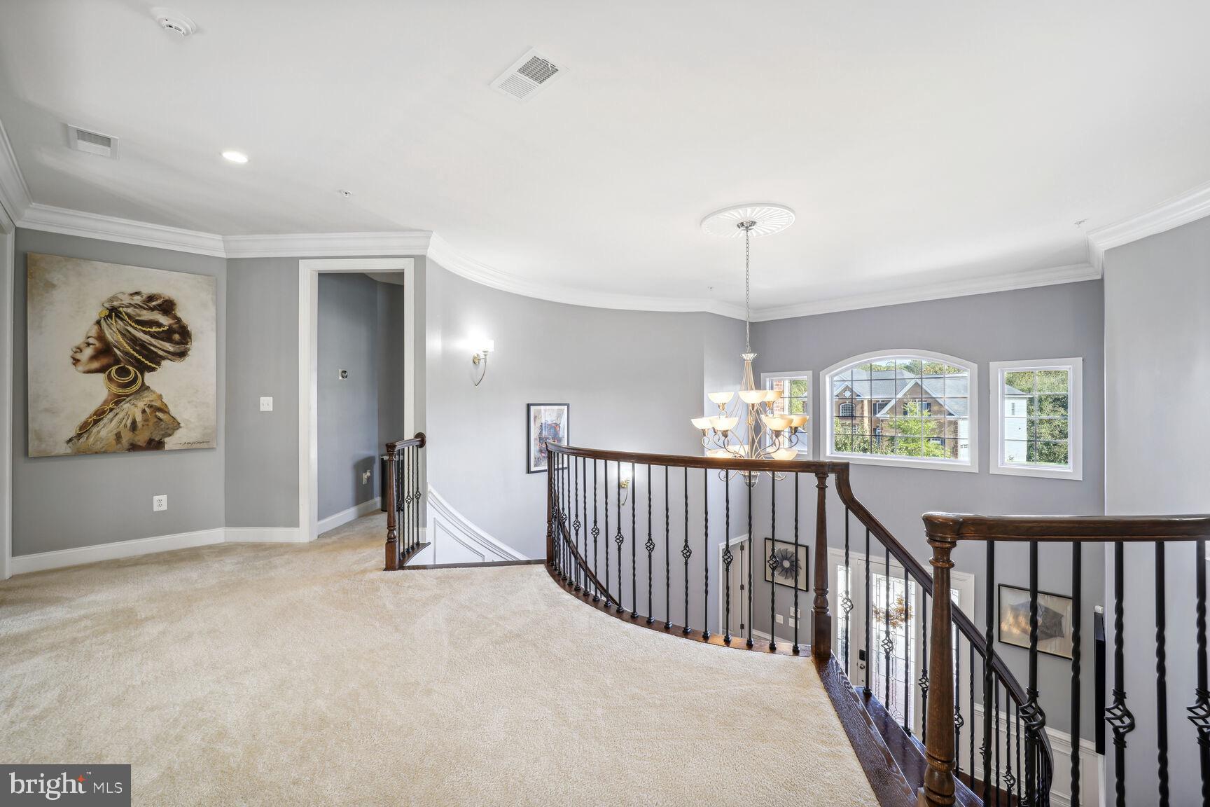 MARLBORO RIDGE - Residential