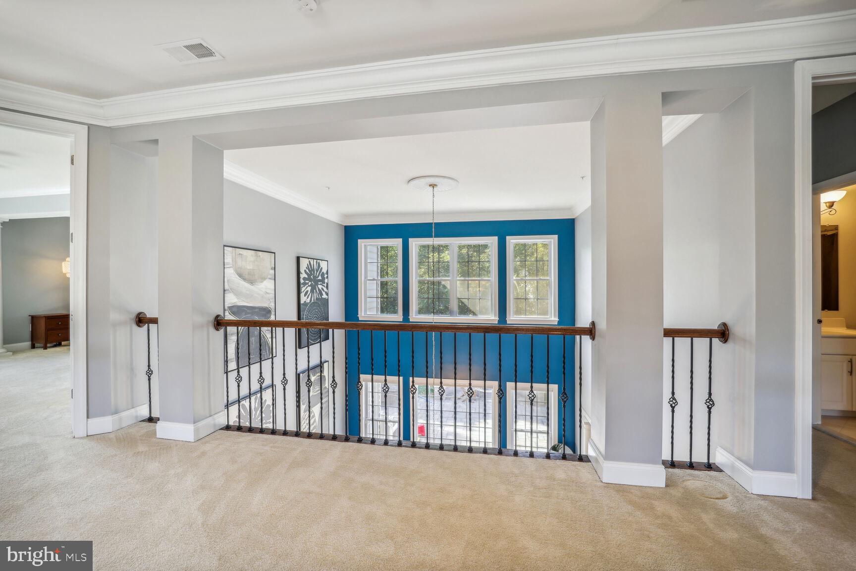 MARLBORO RIDGE - Residential