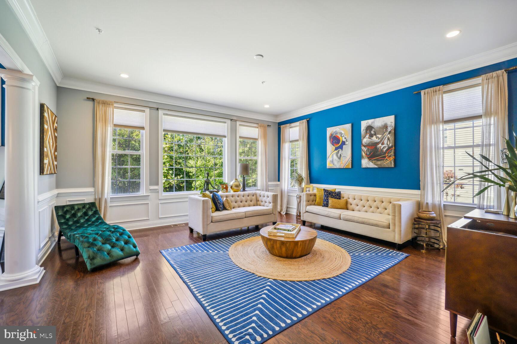 MARLBORO RIDGE - Residential