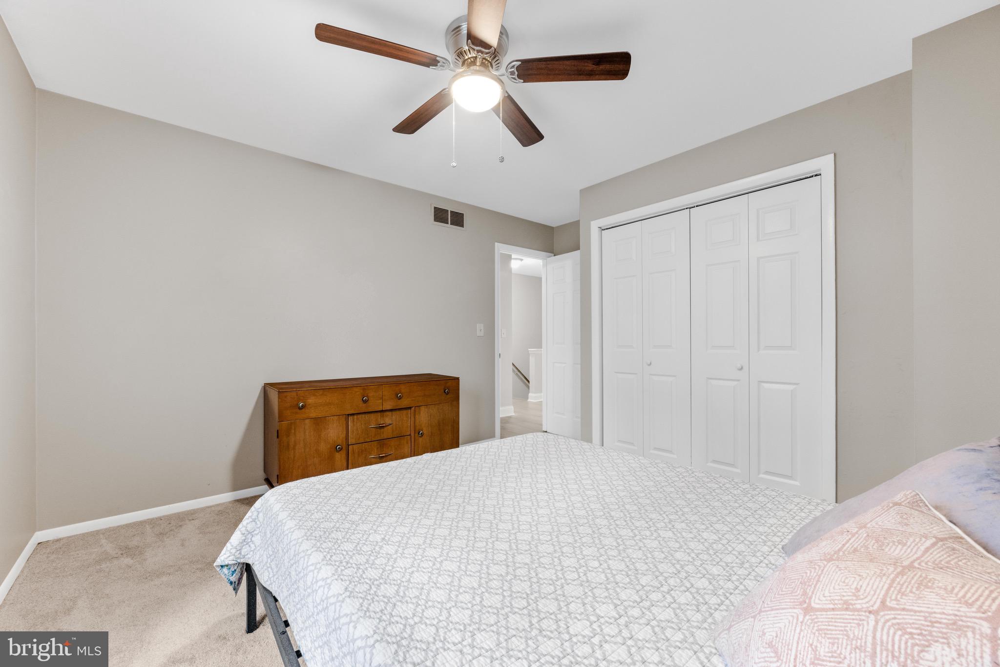 ADMIRALS WALK - Residential