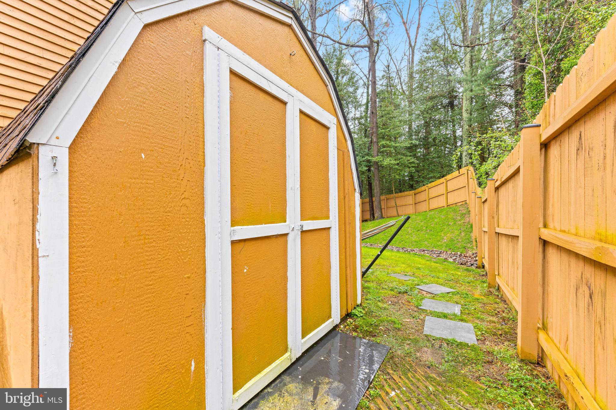 ADMIRALS WALK - Residential