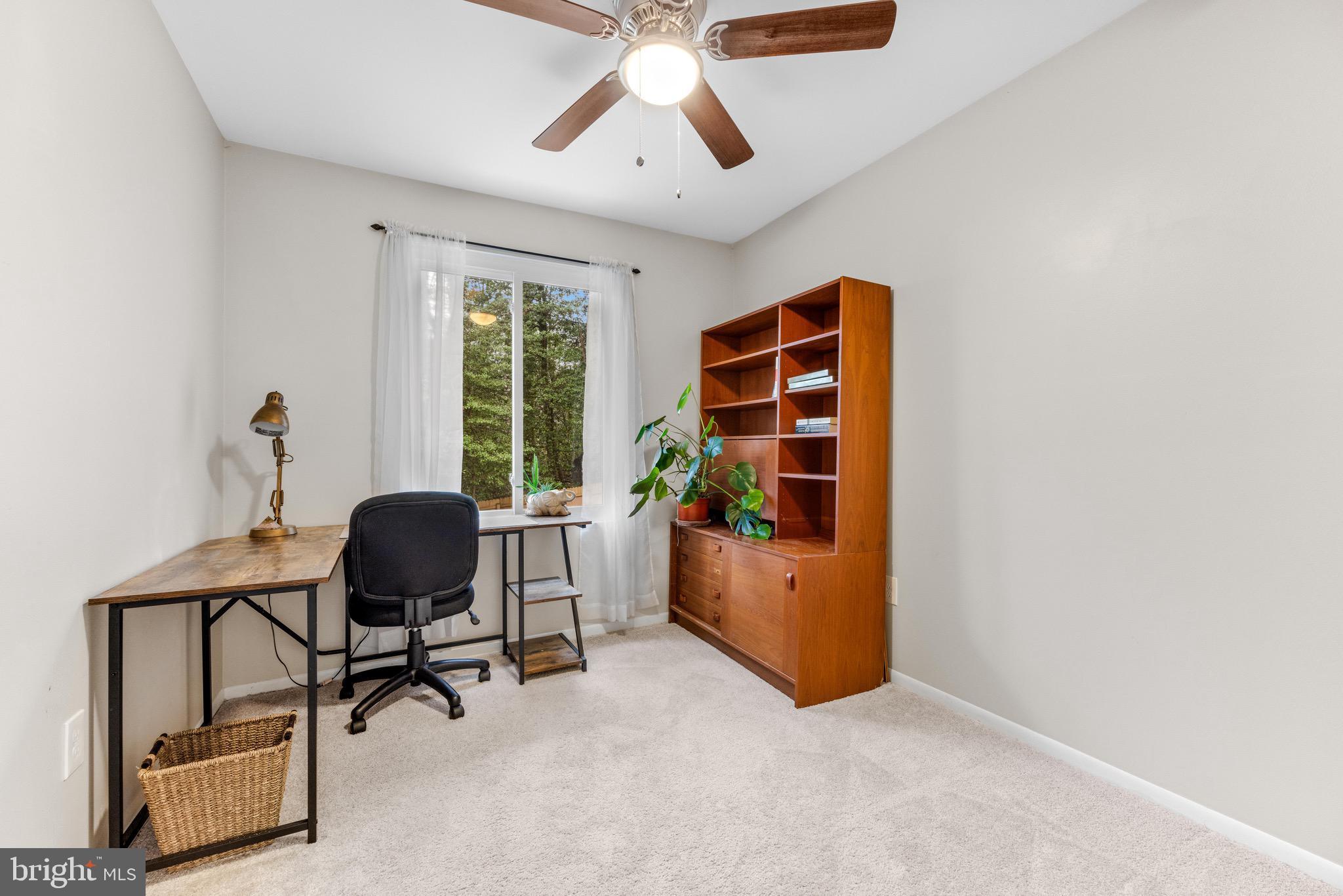 ADMIRALS WALK - Residential