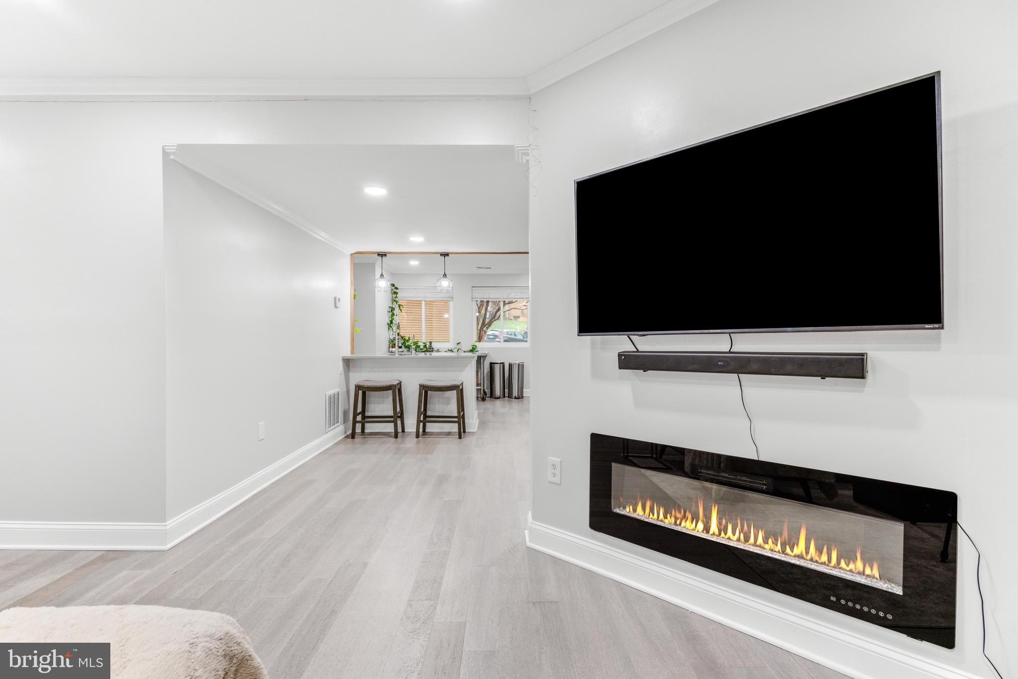 ADMIRALS WALK - Residential