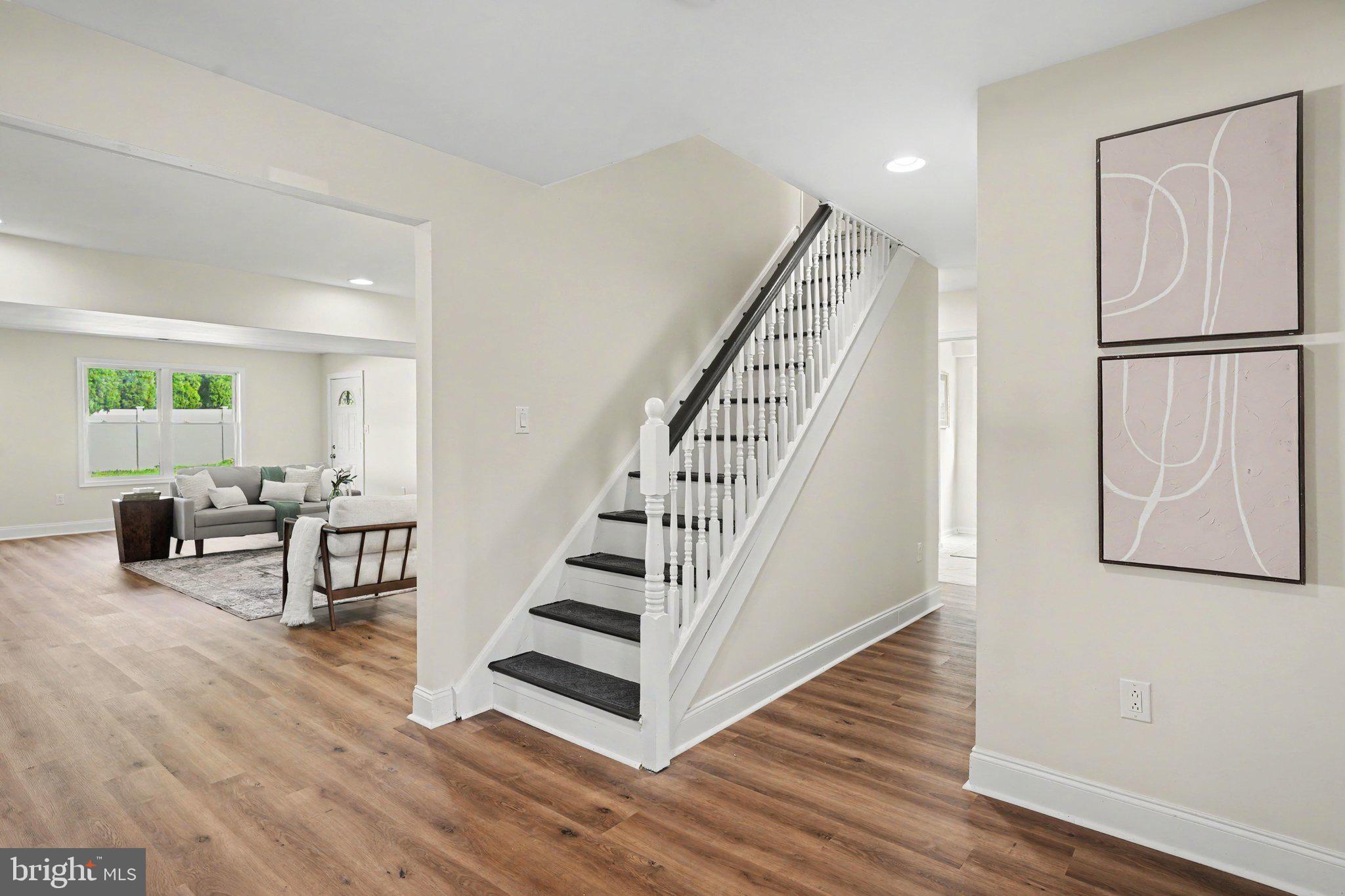 143 FORSYTHIA DRIVE N