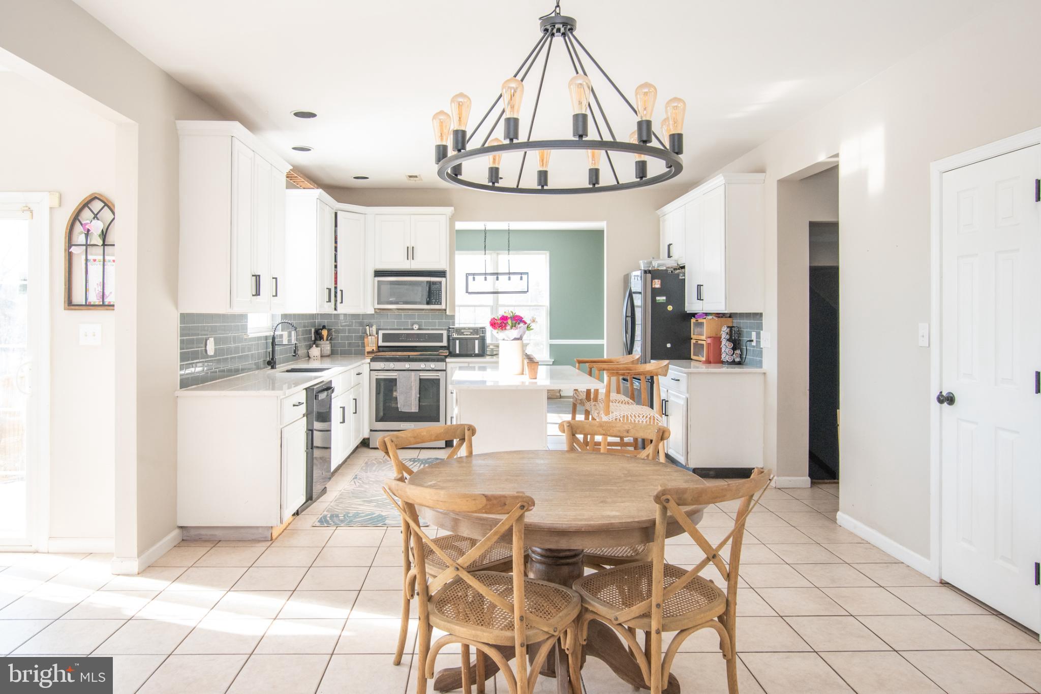 MARTINS FARM - Residential