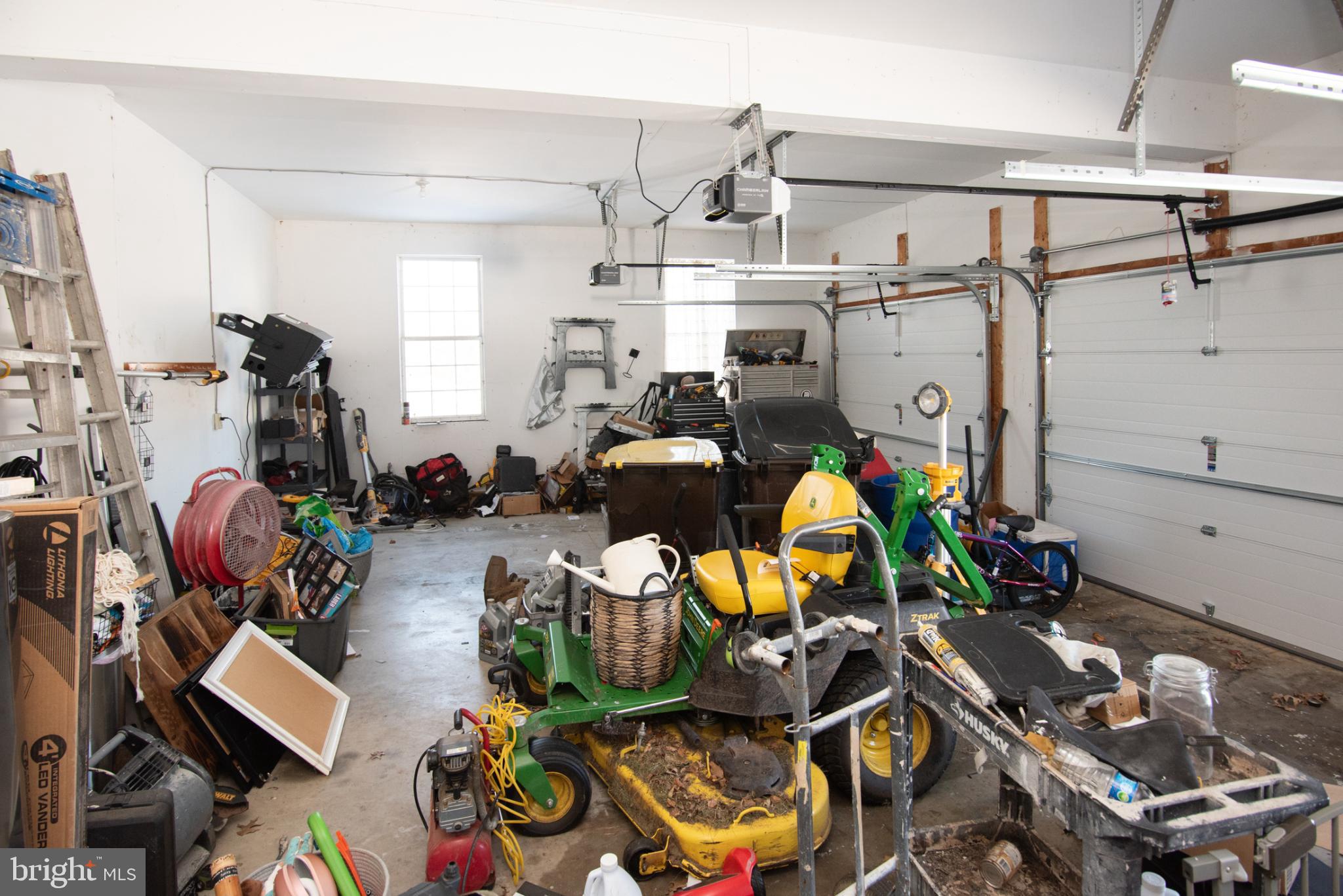 MARTINS FARM - Residential