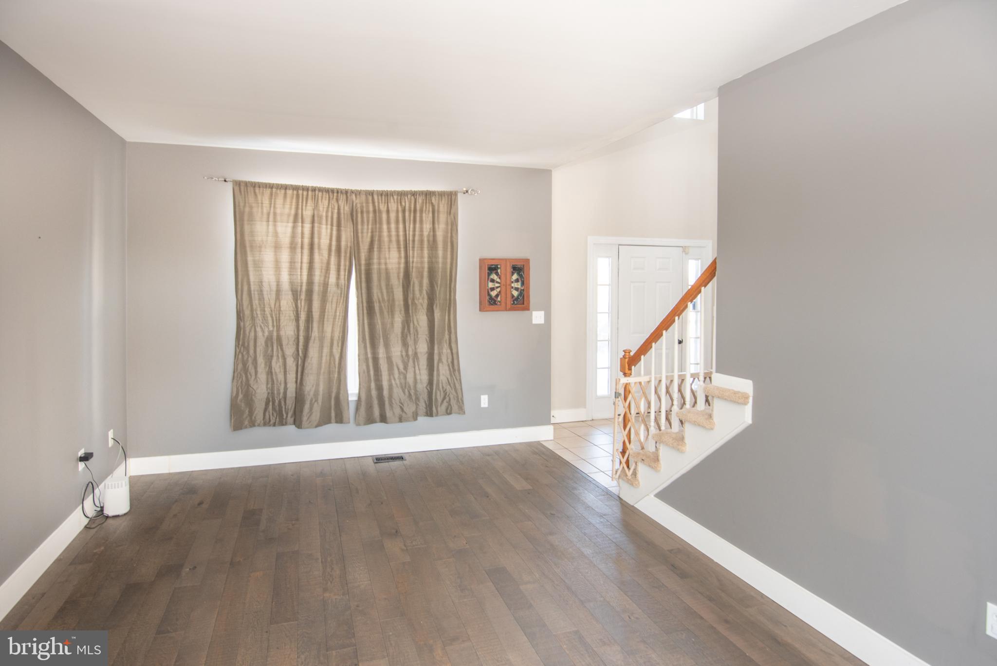 MARTINS FARM - Residential