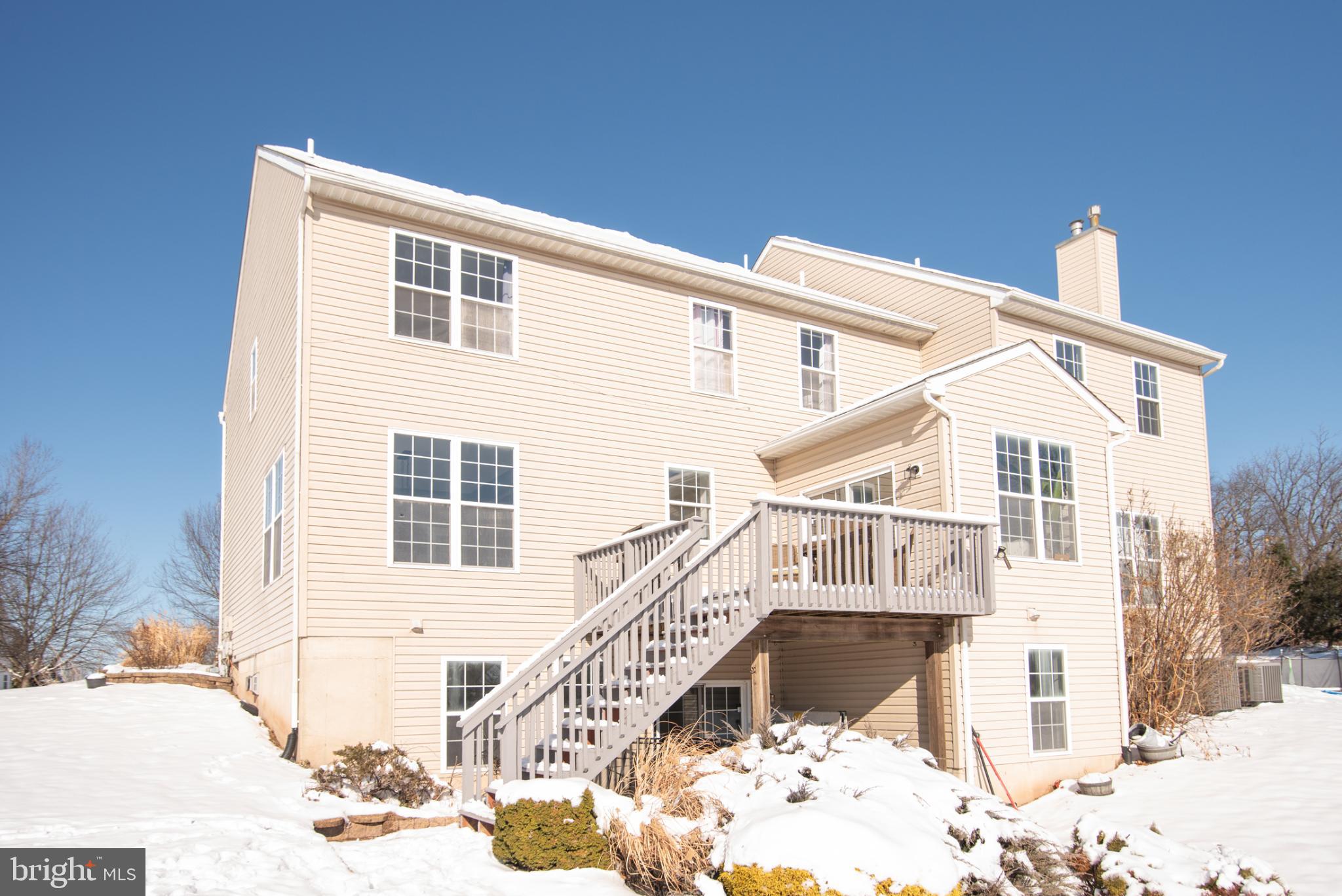 MARTINS FARM - Residential