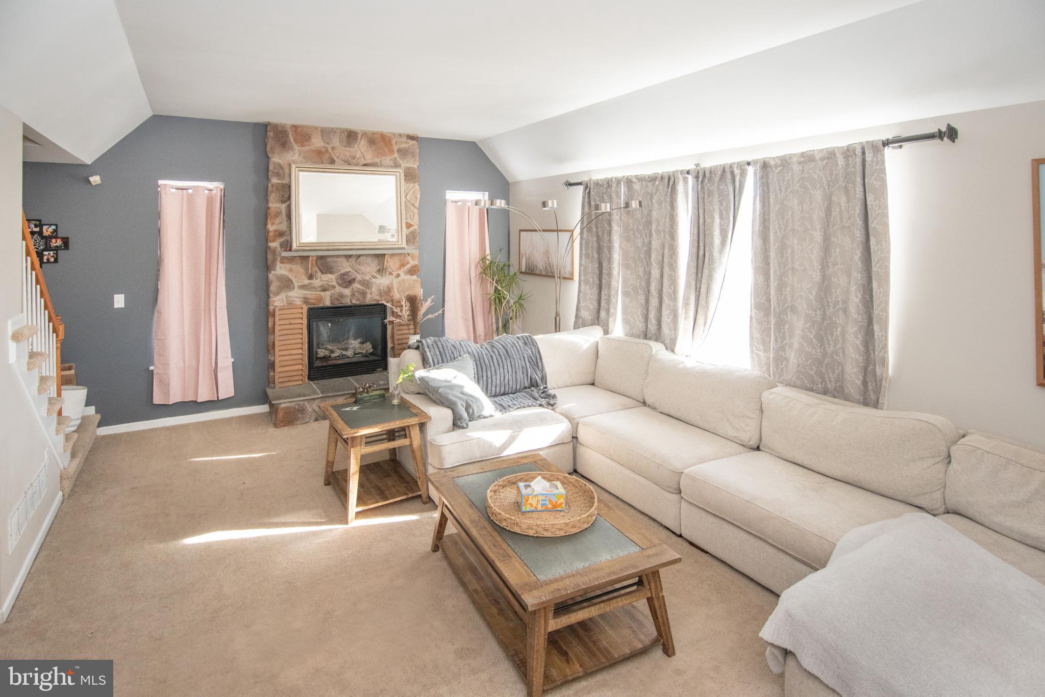 MARTINS FARM - Residential