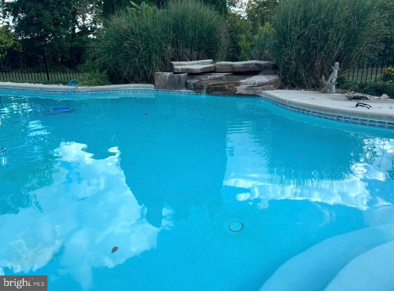 MARTINS FARM - Residential