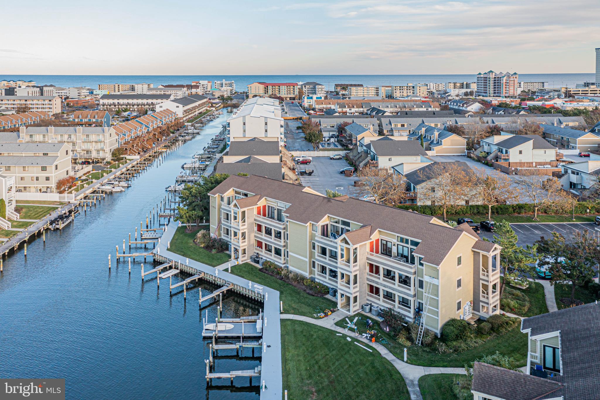 HERON HARBOUR - Residential