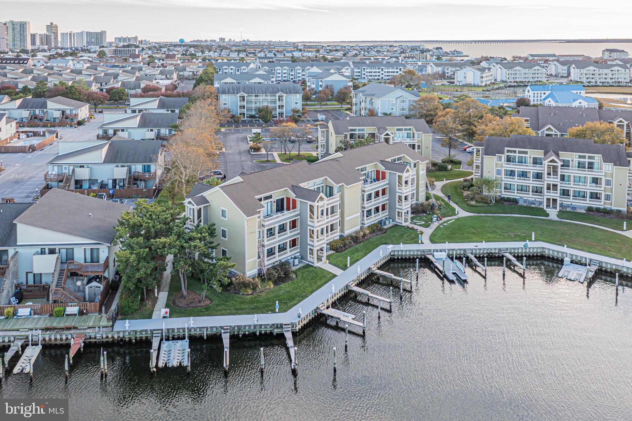 HERON HARBOUR - Residential