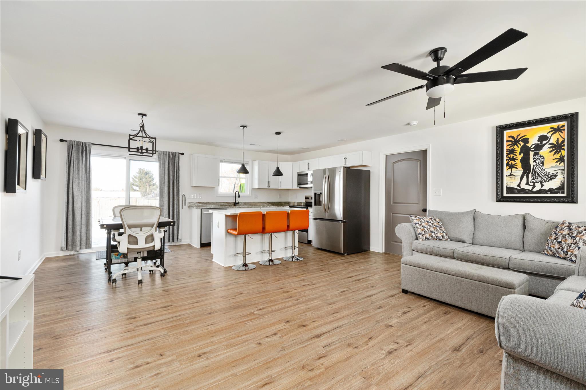 SUBURBAN HEIGHTS - Residential