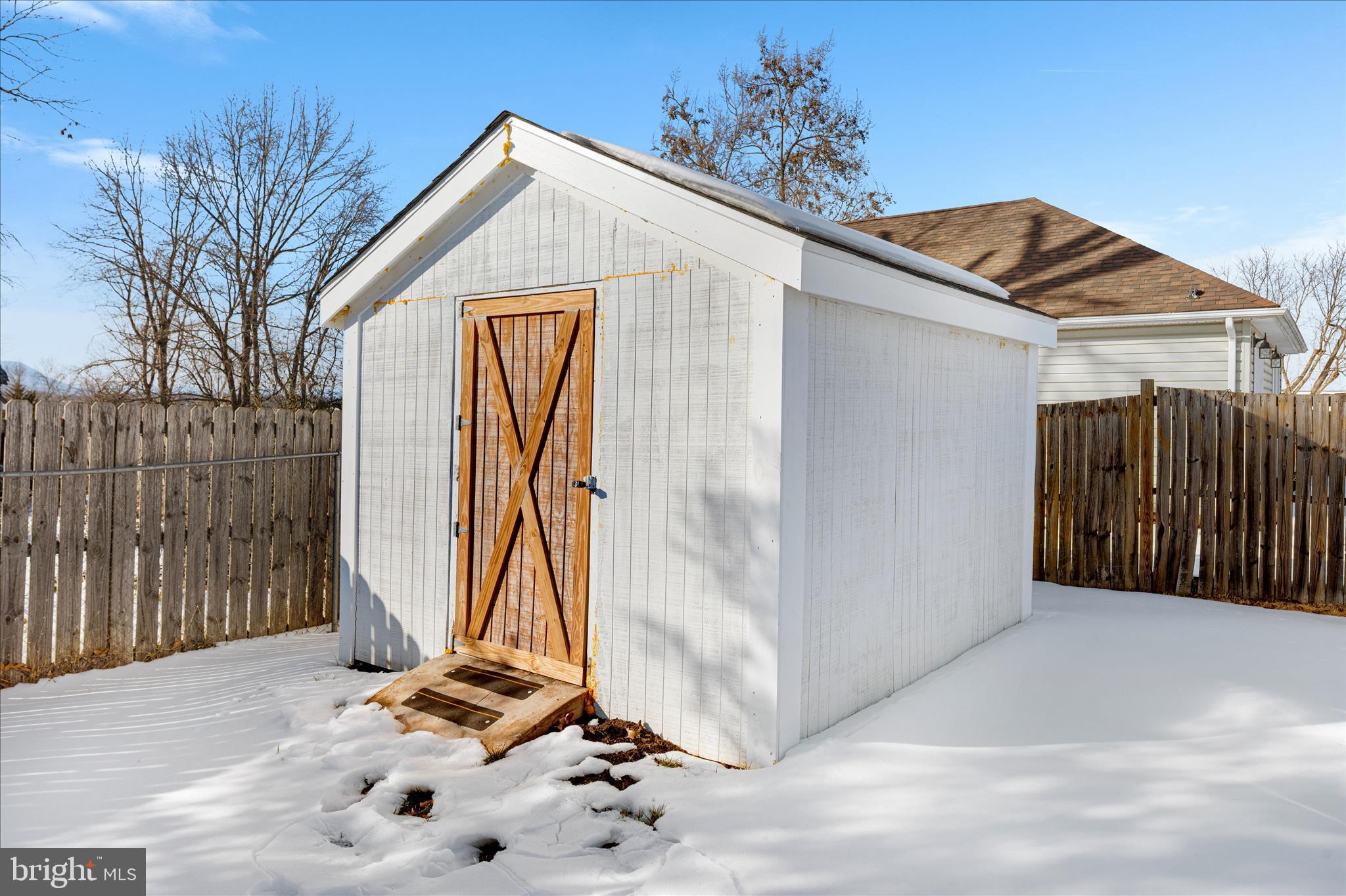 SUBURBAN HEIGHTS - Residential