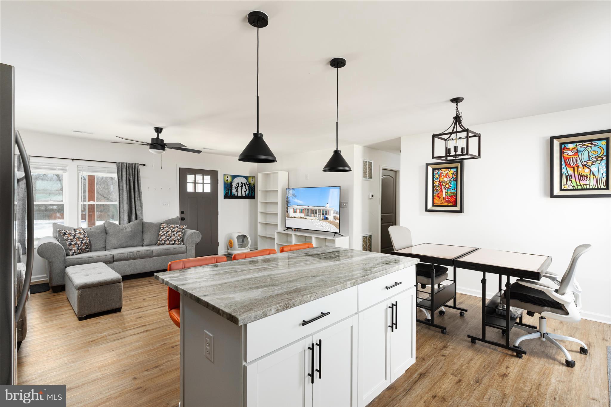 SUBURBAN HEIGHTS - Residential