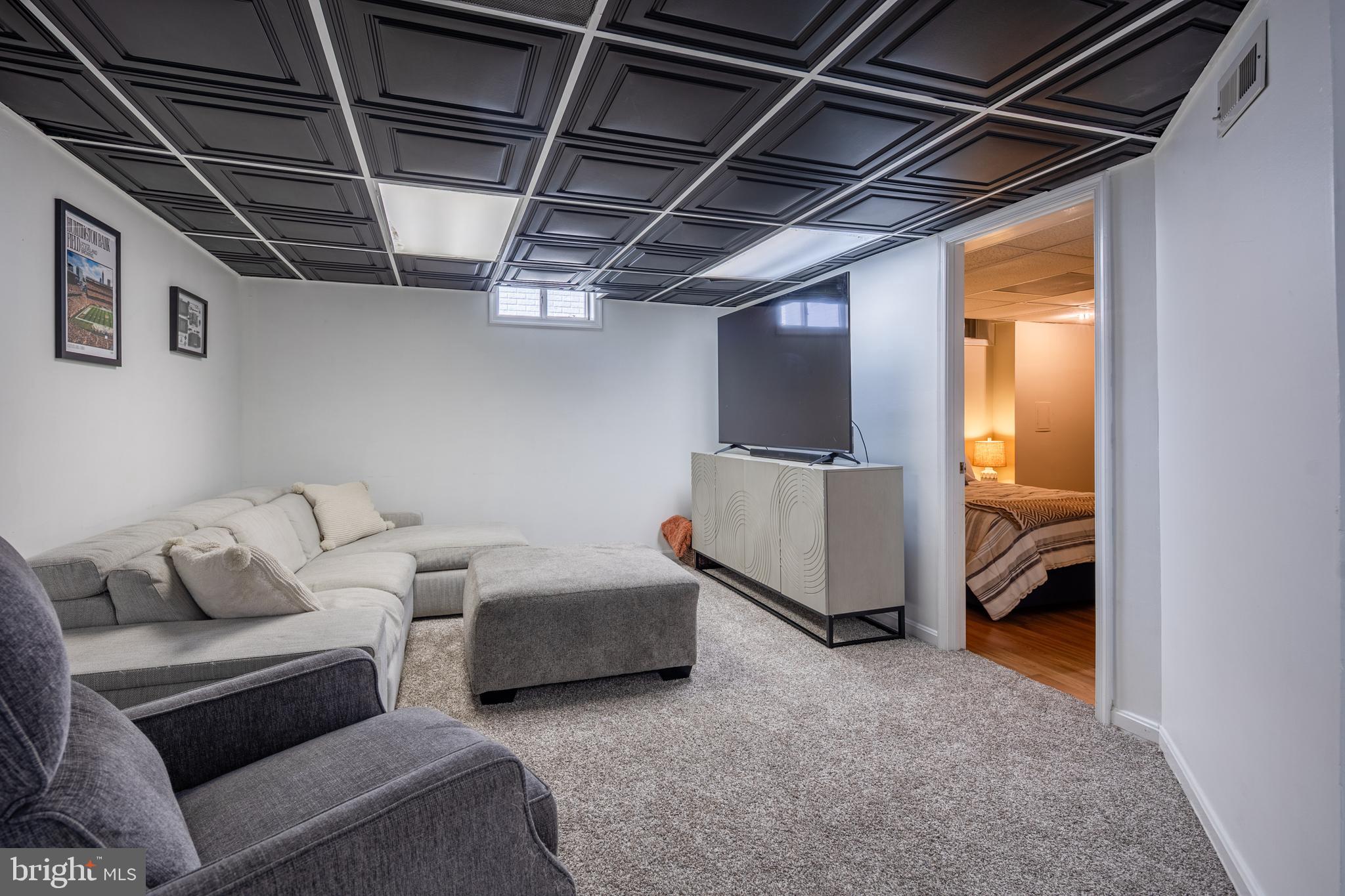 NEW COLONY VILLAGE - Residential