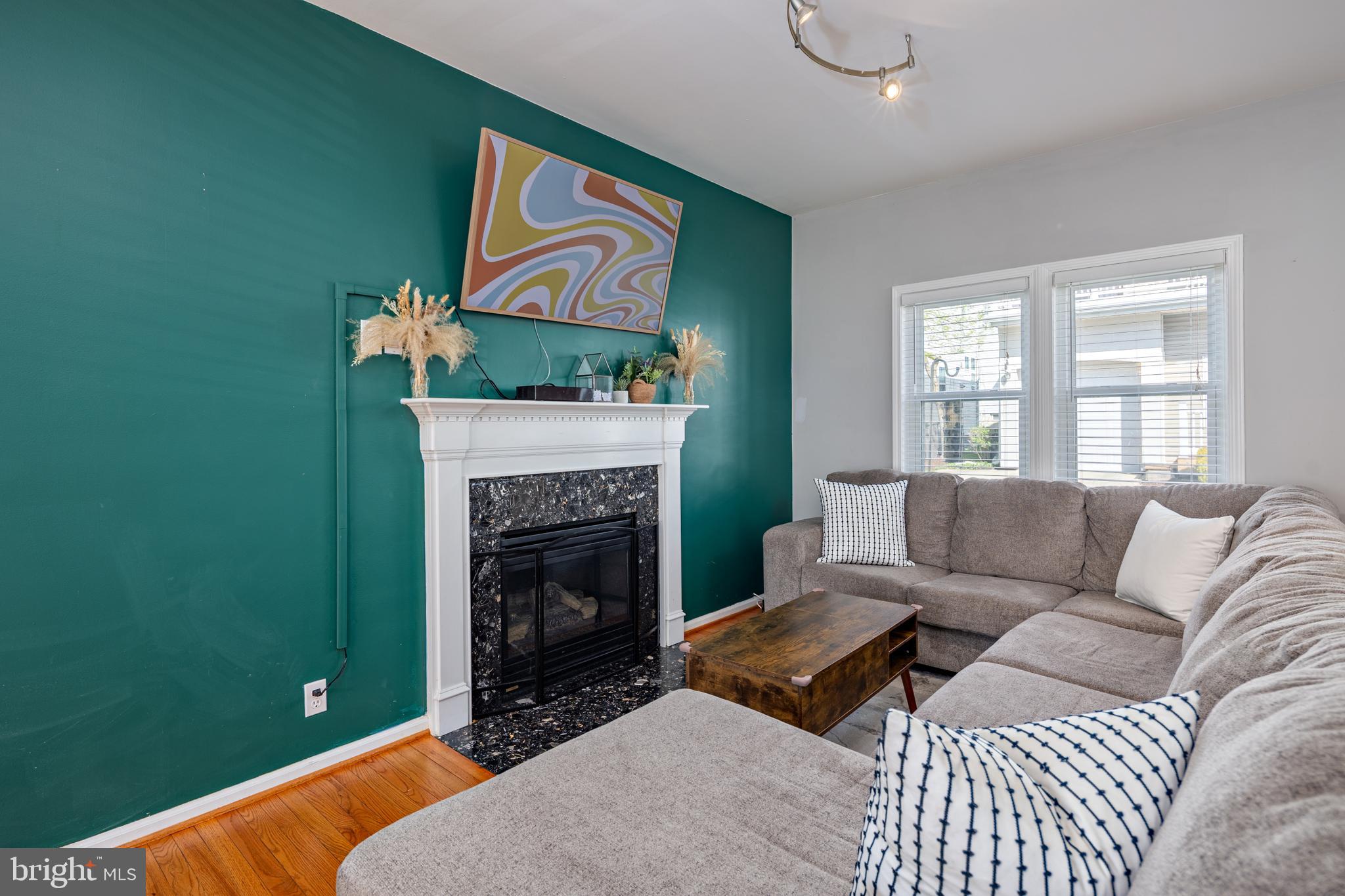 NEW COLONY VILLAGE - Residential