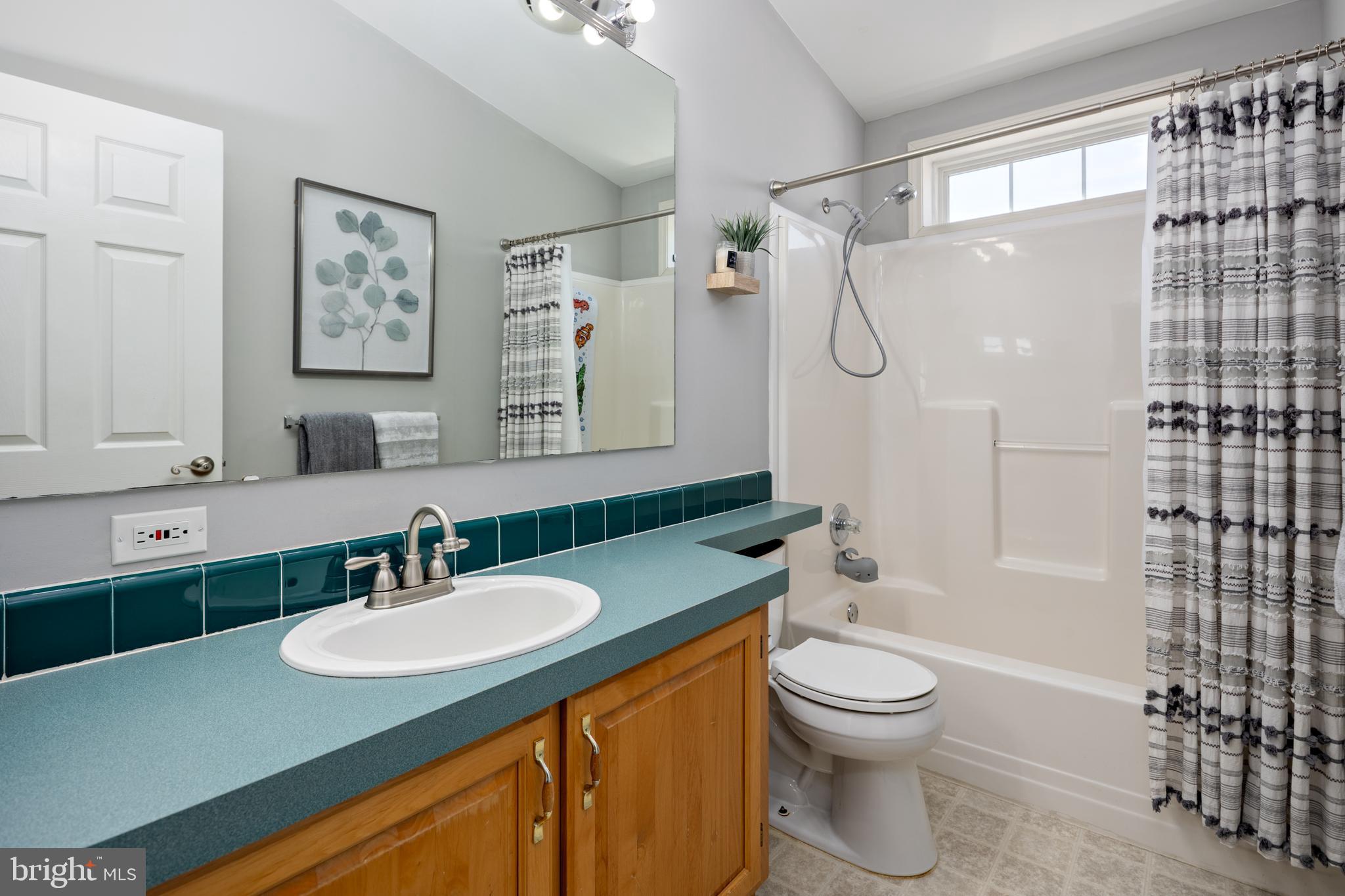 NEW COLONY VILLAGE - Residential