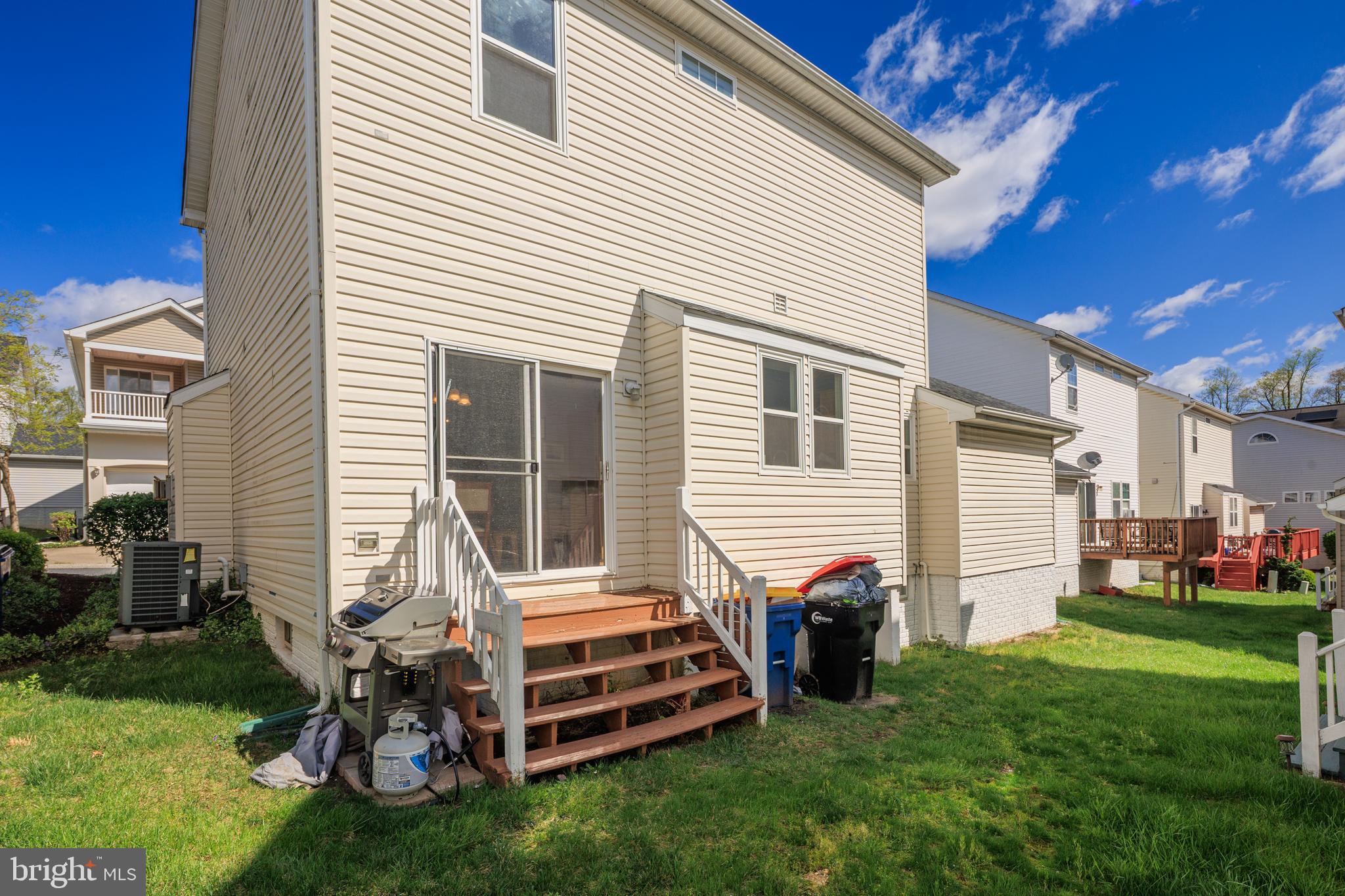 NEW COLONY VILLAGE - Residential