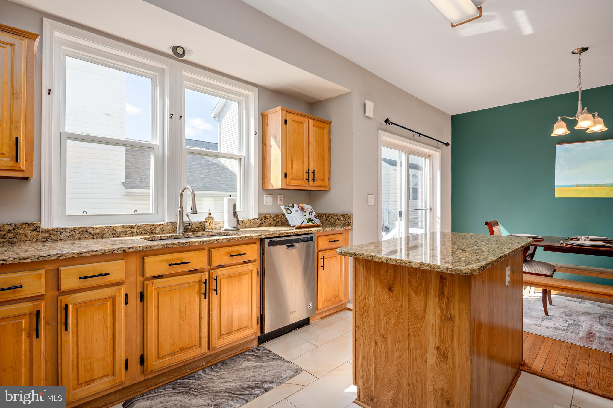 NEW COLONY VILLAGE - Residential