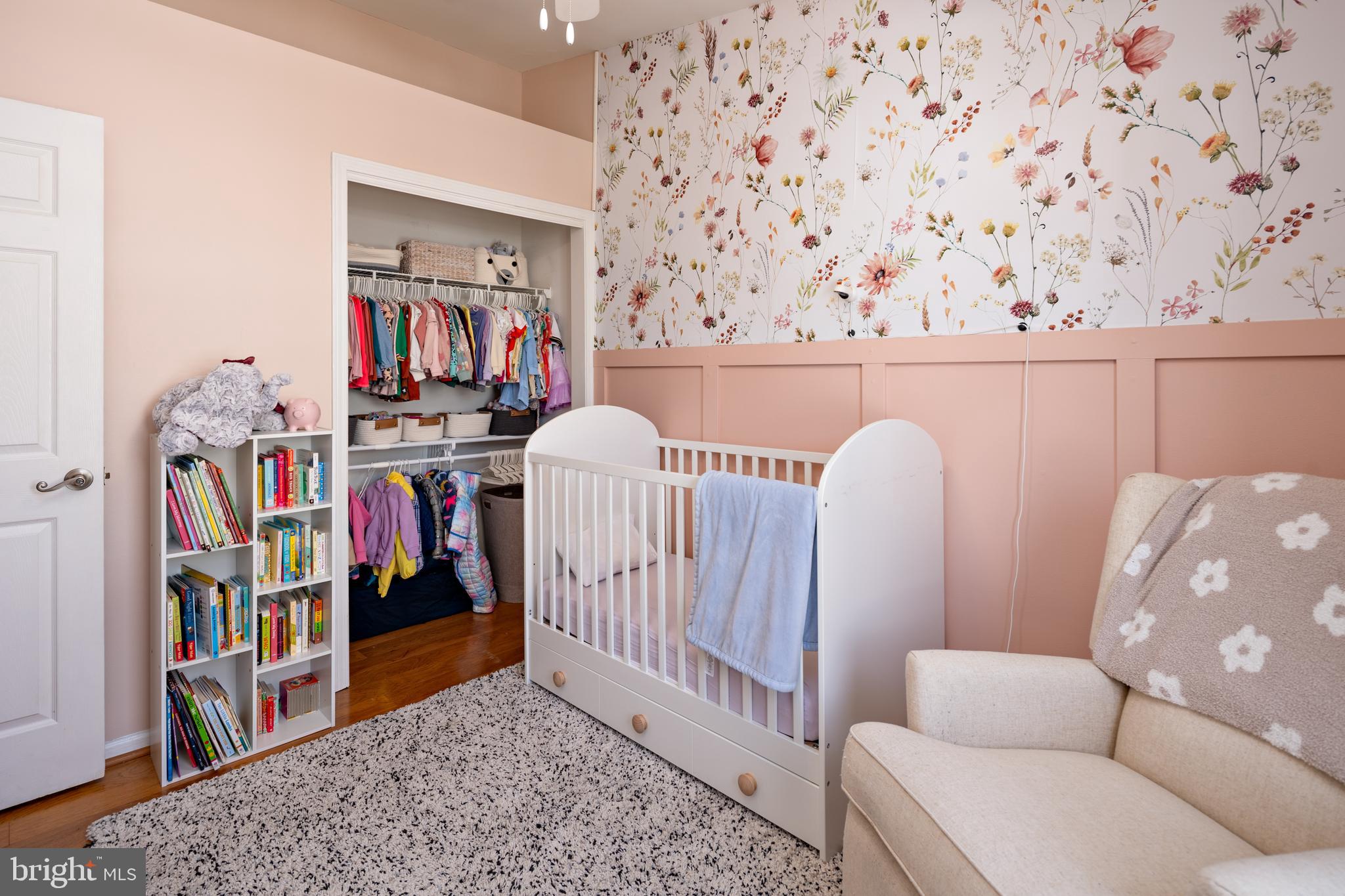 NEW COLONY VILLAGE - Residential