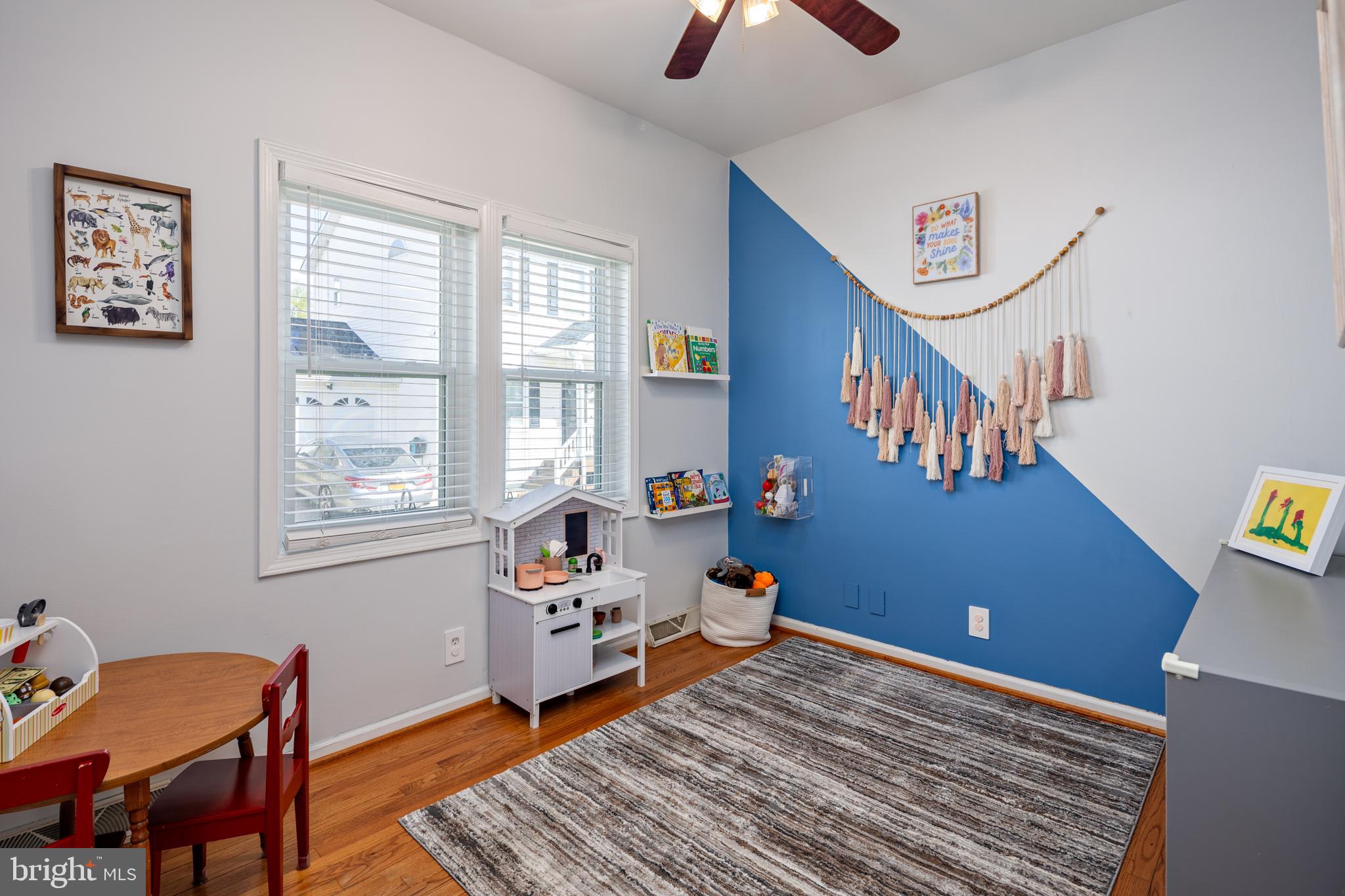 NEW COLONY VILLAGE - Residential