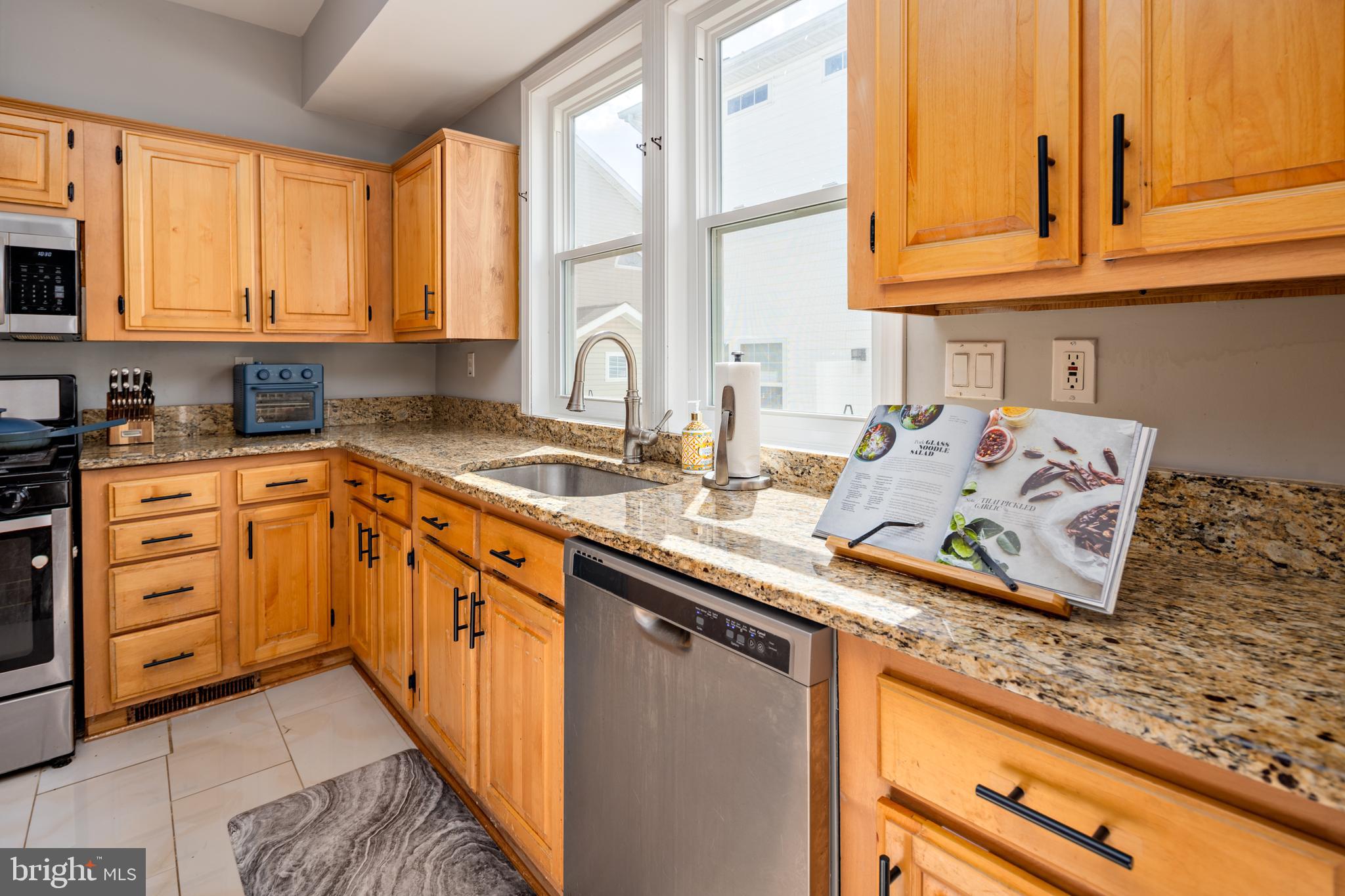 NEW COLONY VILLAGE - Residential