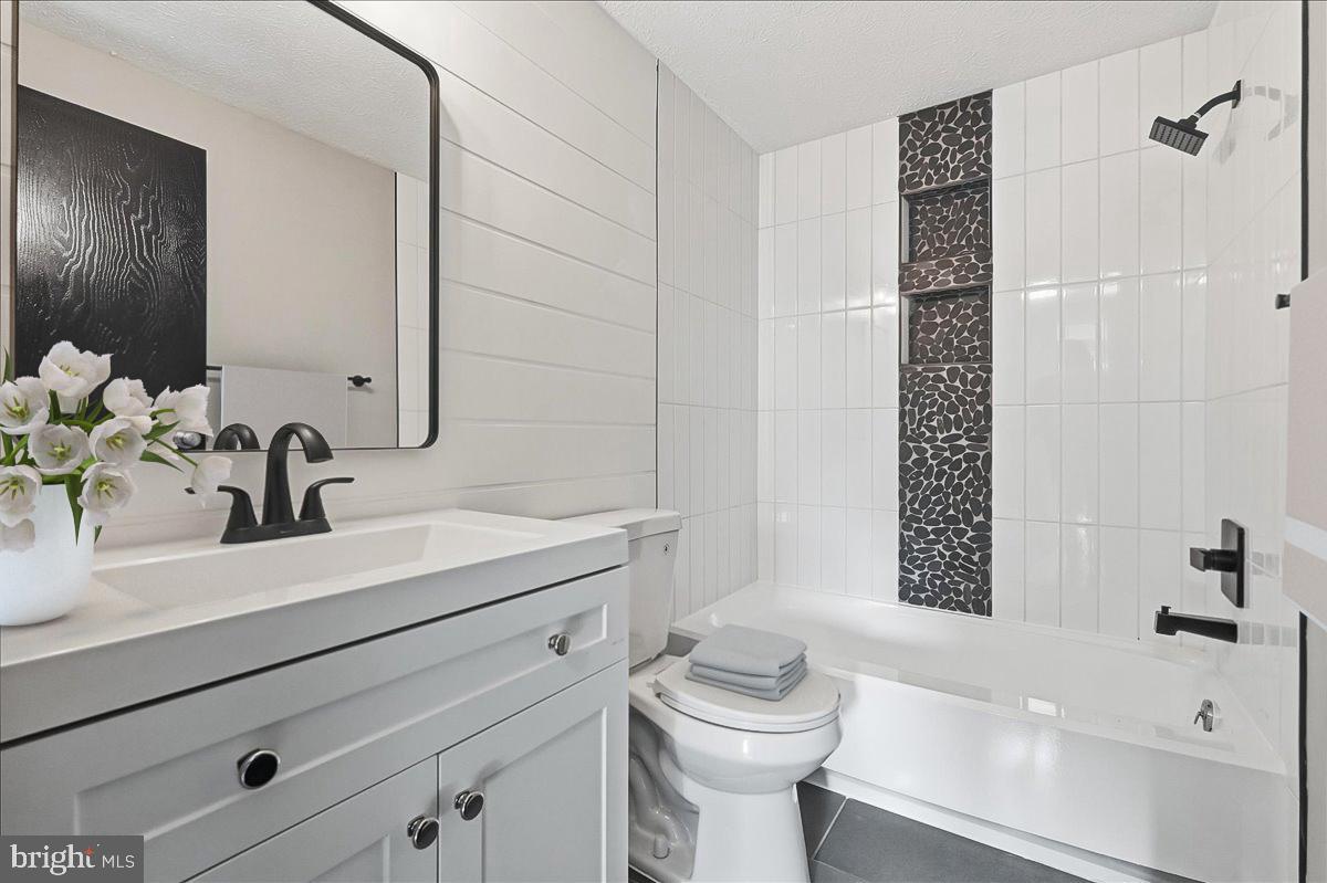 ANTIETAM VILLAGE - Residential