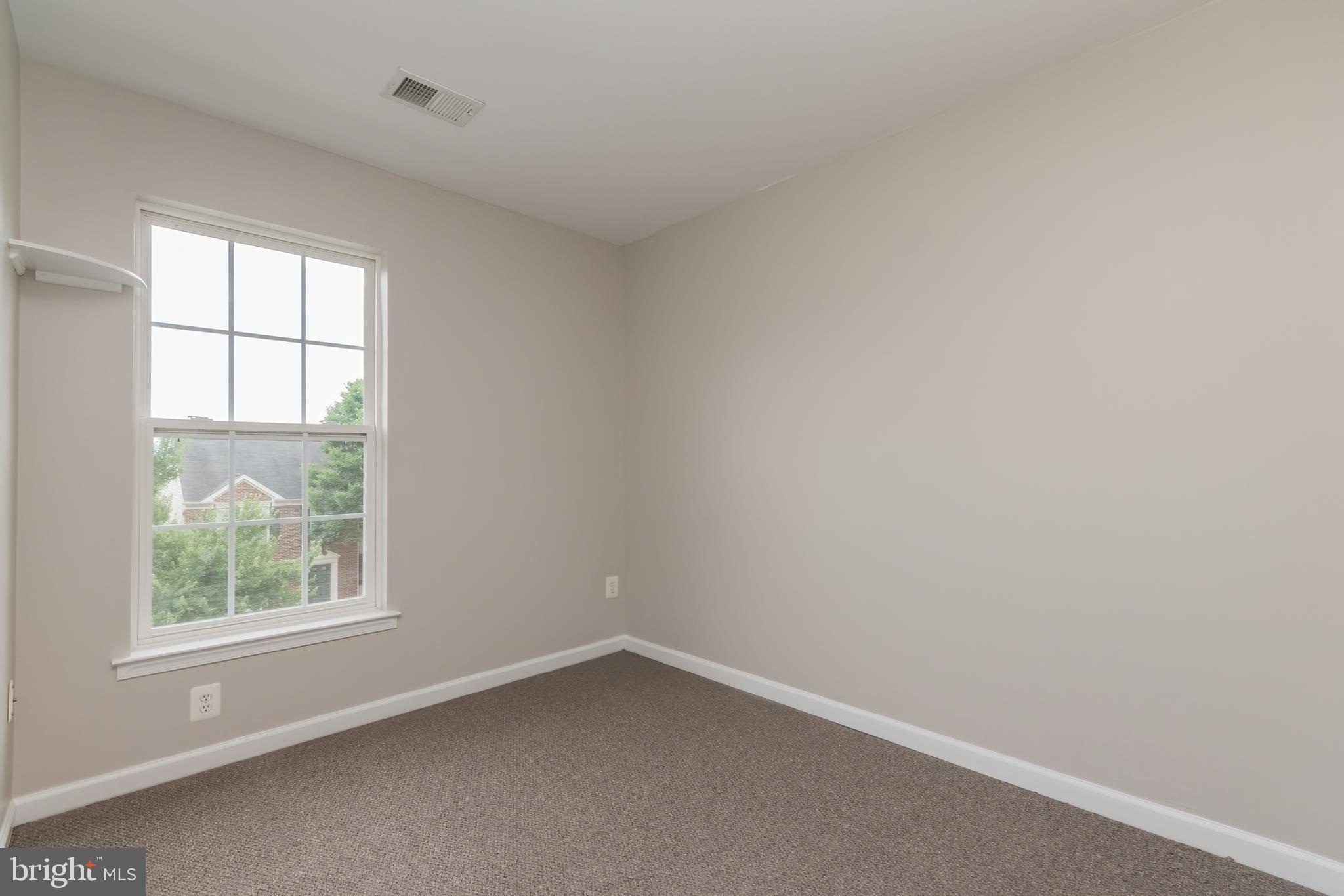 LAKELAND PLACE - Residential