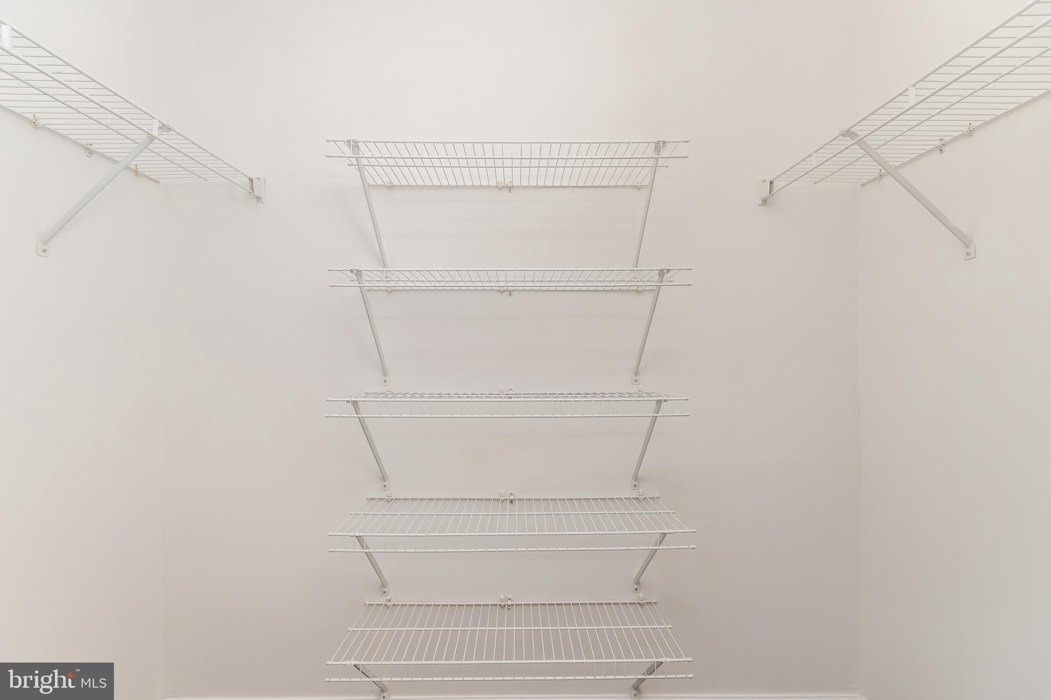 LAKELAND PLACE - Residential