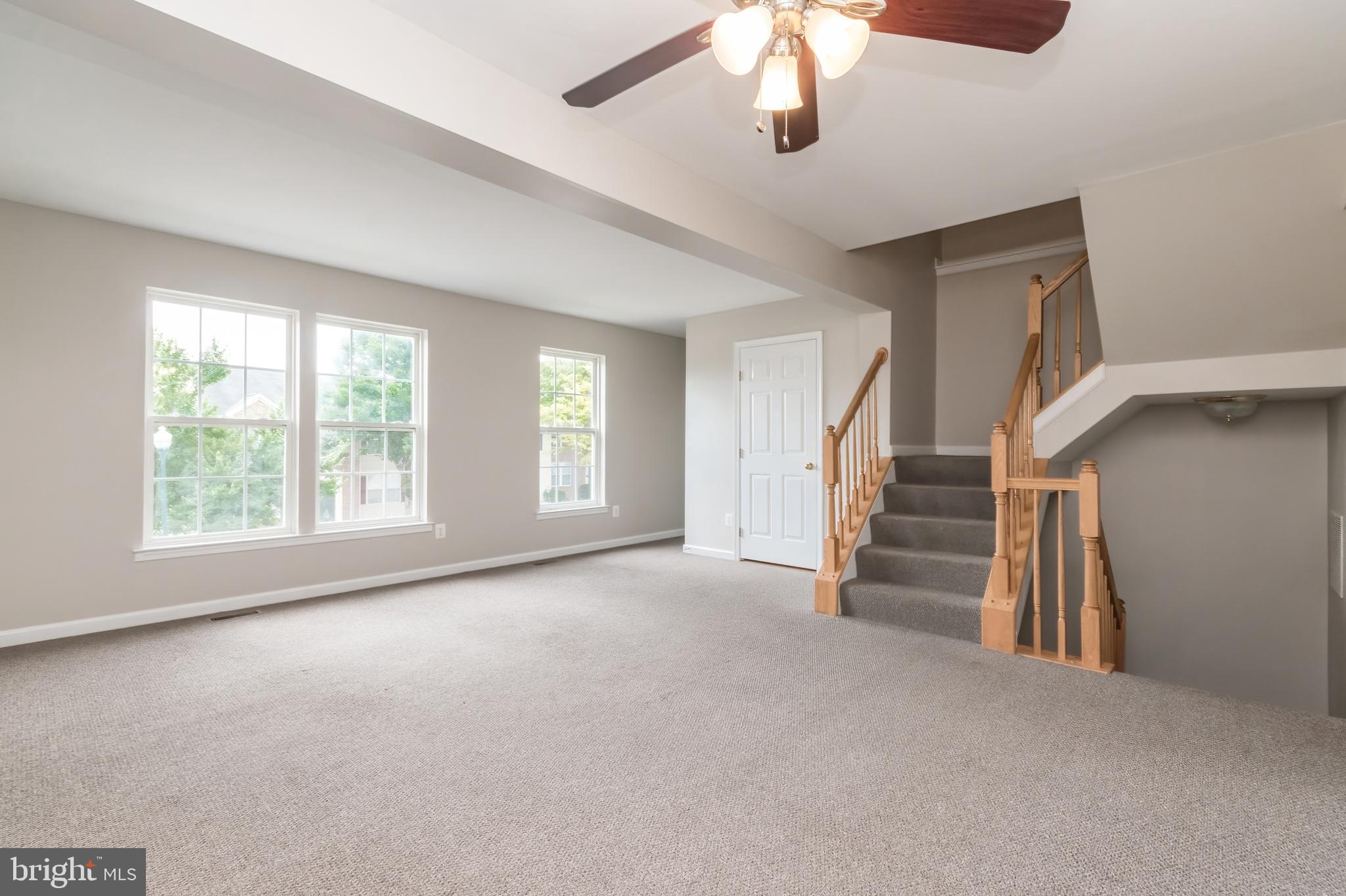 LAKELAND PLACE - Residential