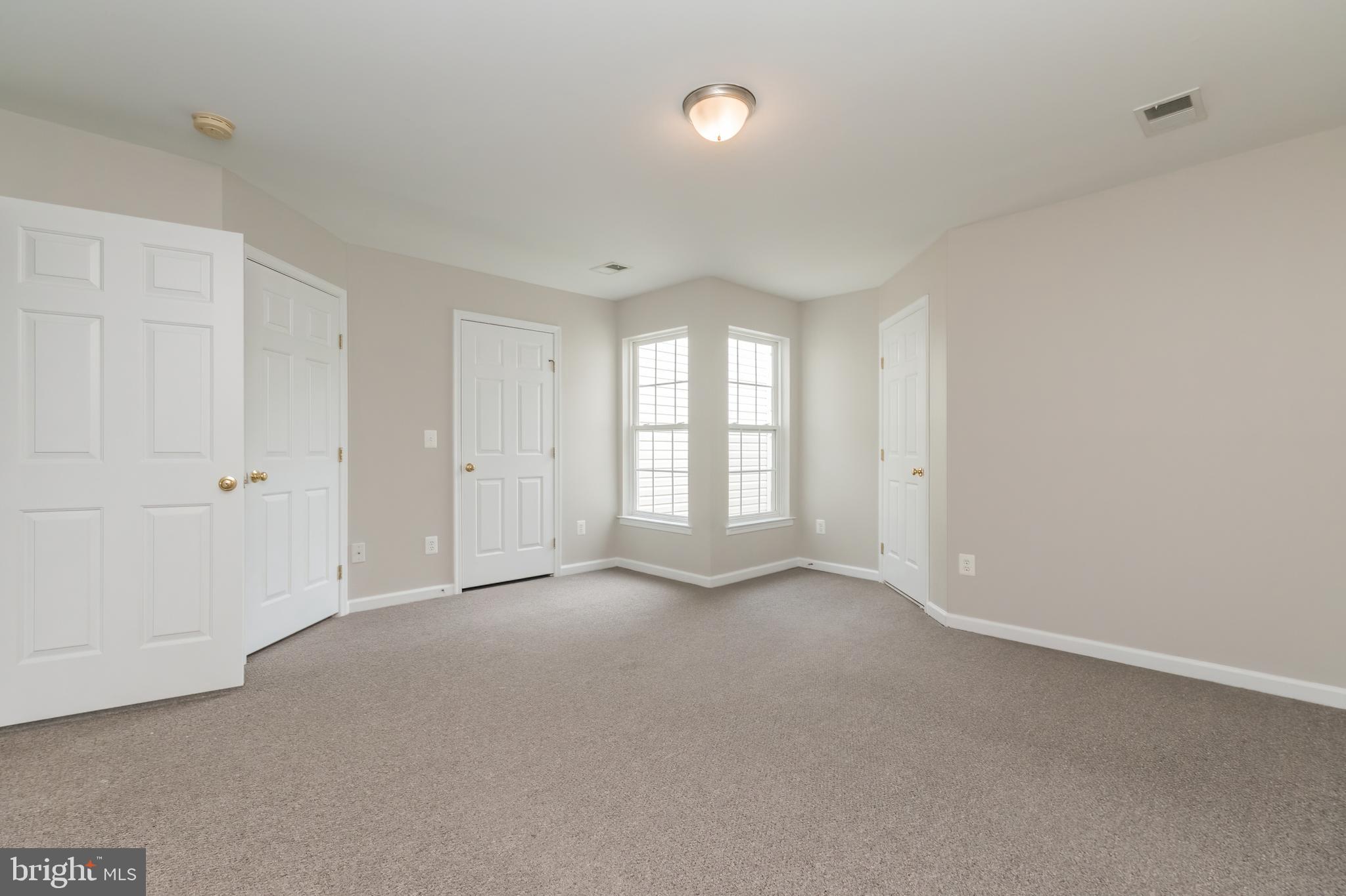 LAKELAND PLACE - Residential