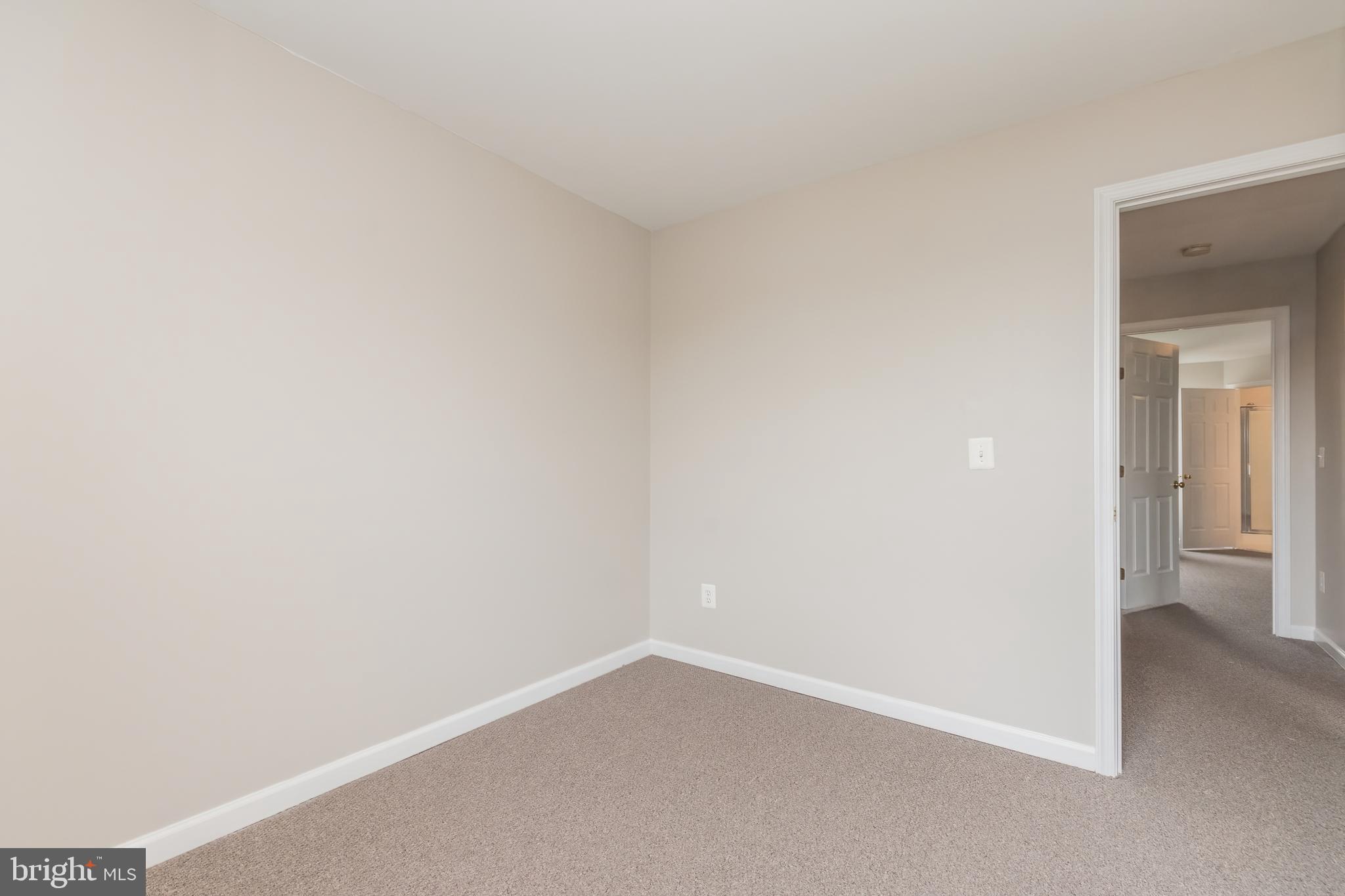 LAKELAND PLACE - Residential