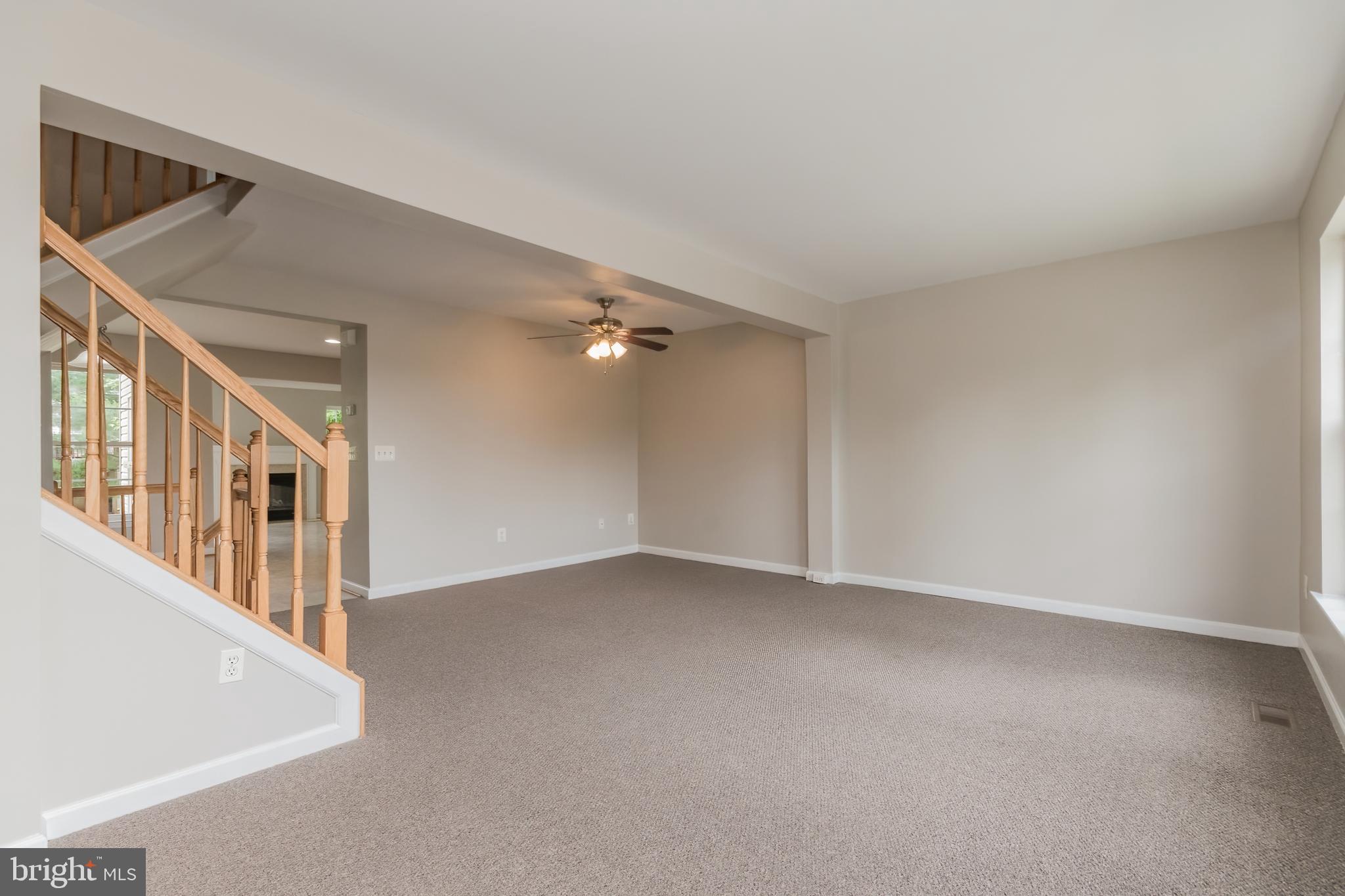 LAKELAND PLACE - Residential