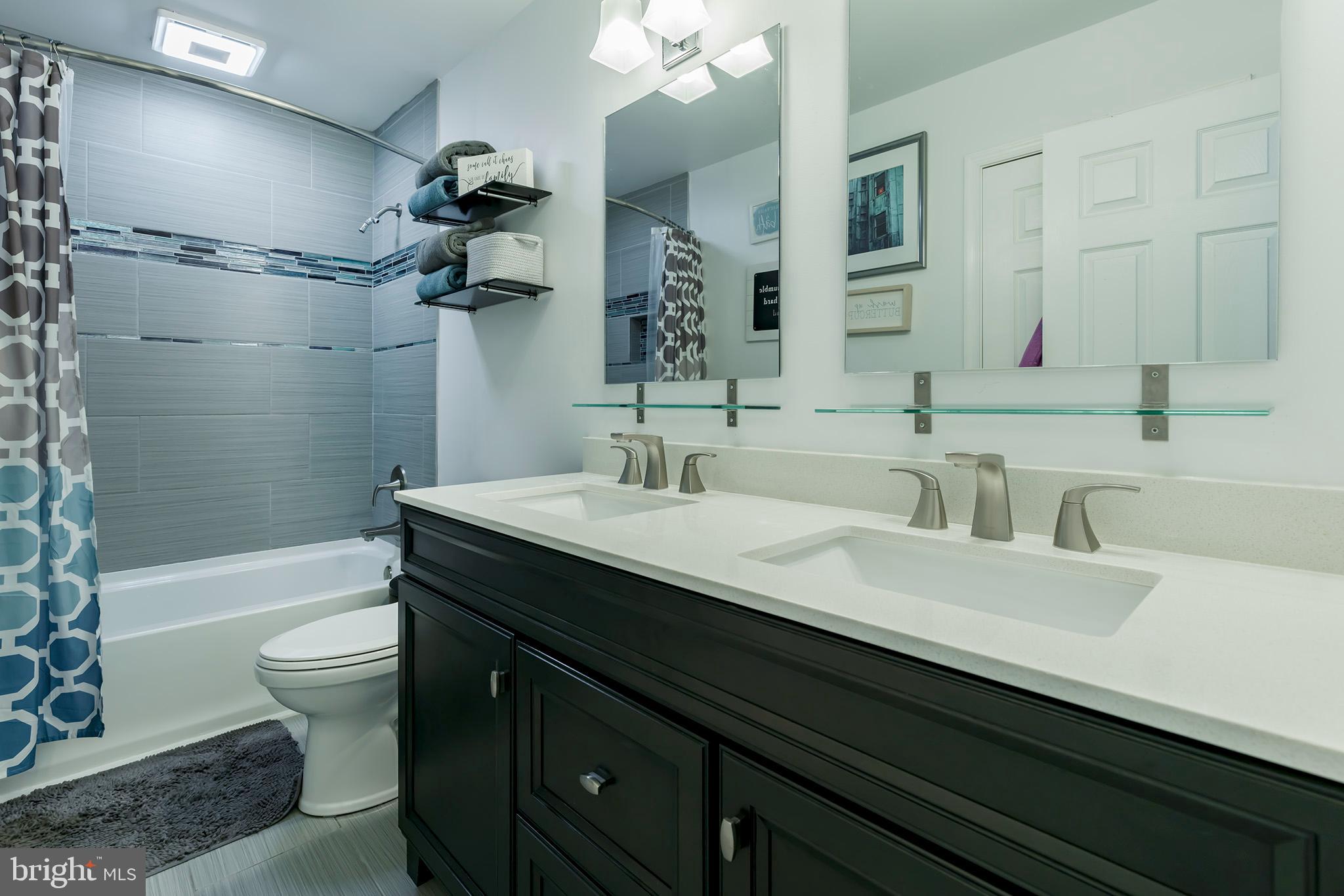 BROOKFIELD - Residential