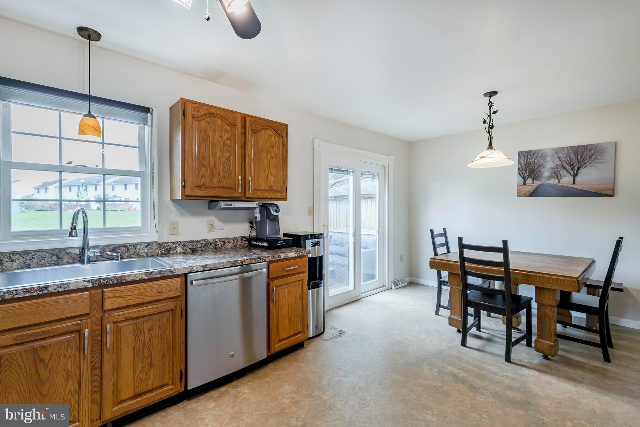 BROOKFIELD - Residential