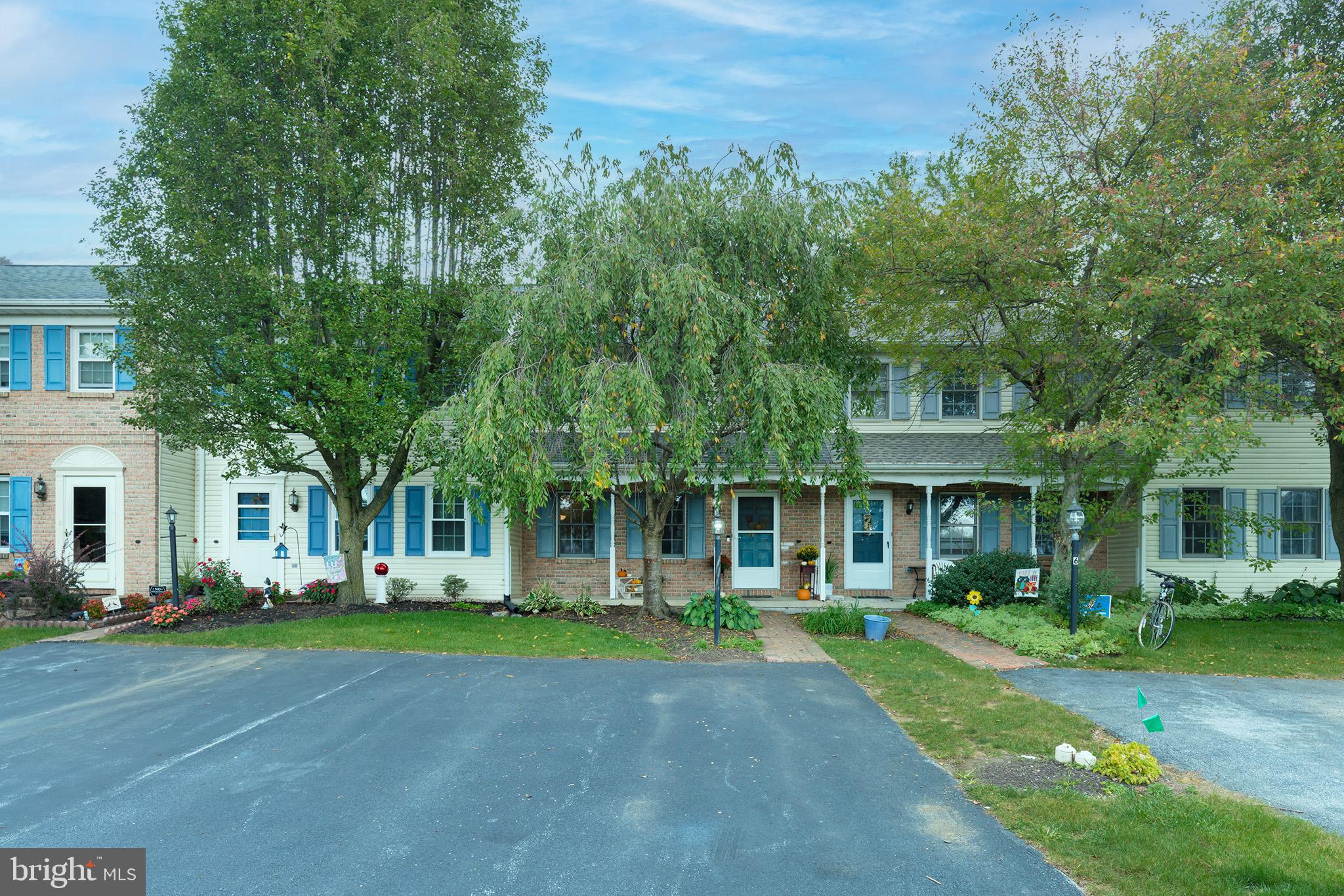BROOKFIELD - Residential